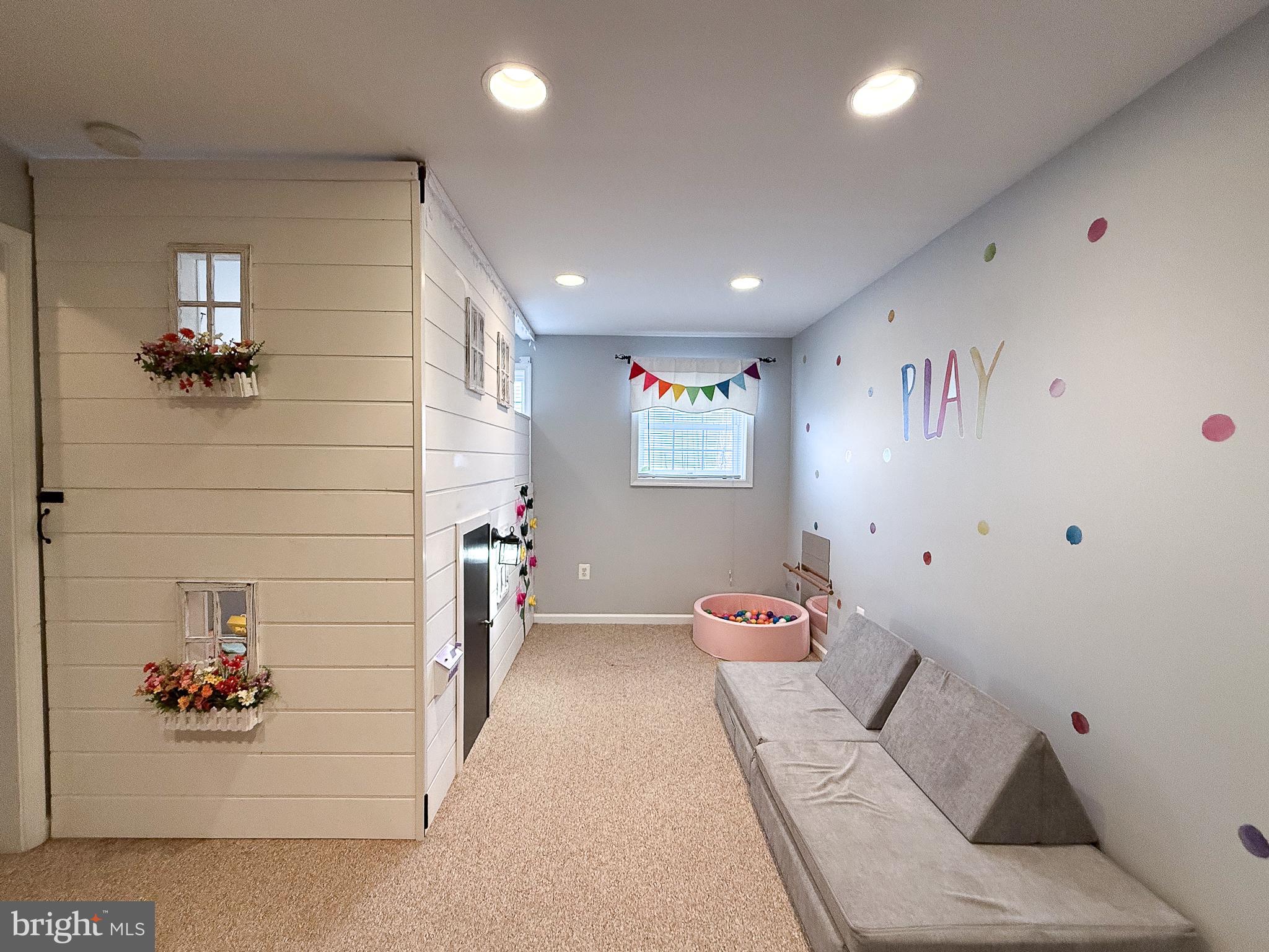 AUSTIN RIDGE - Residential