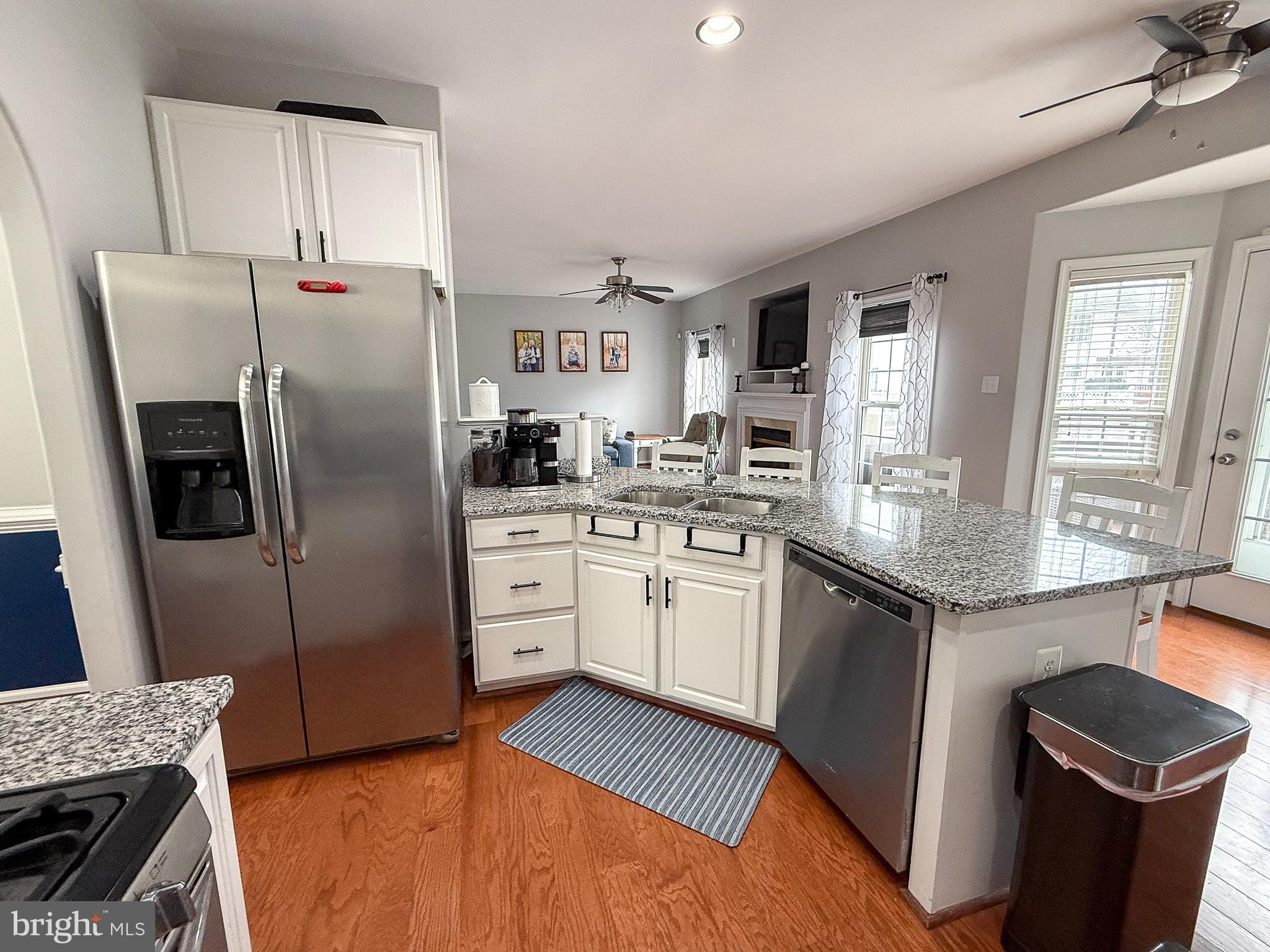 AUSTIN RIDGE - Residential