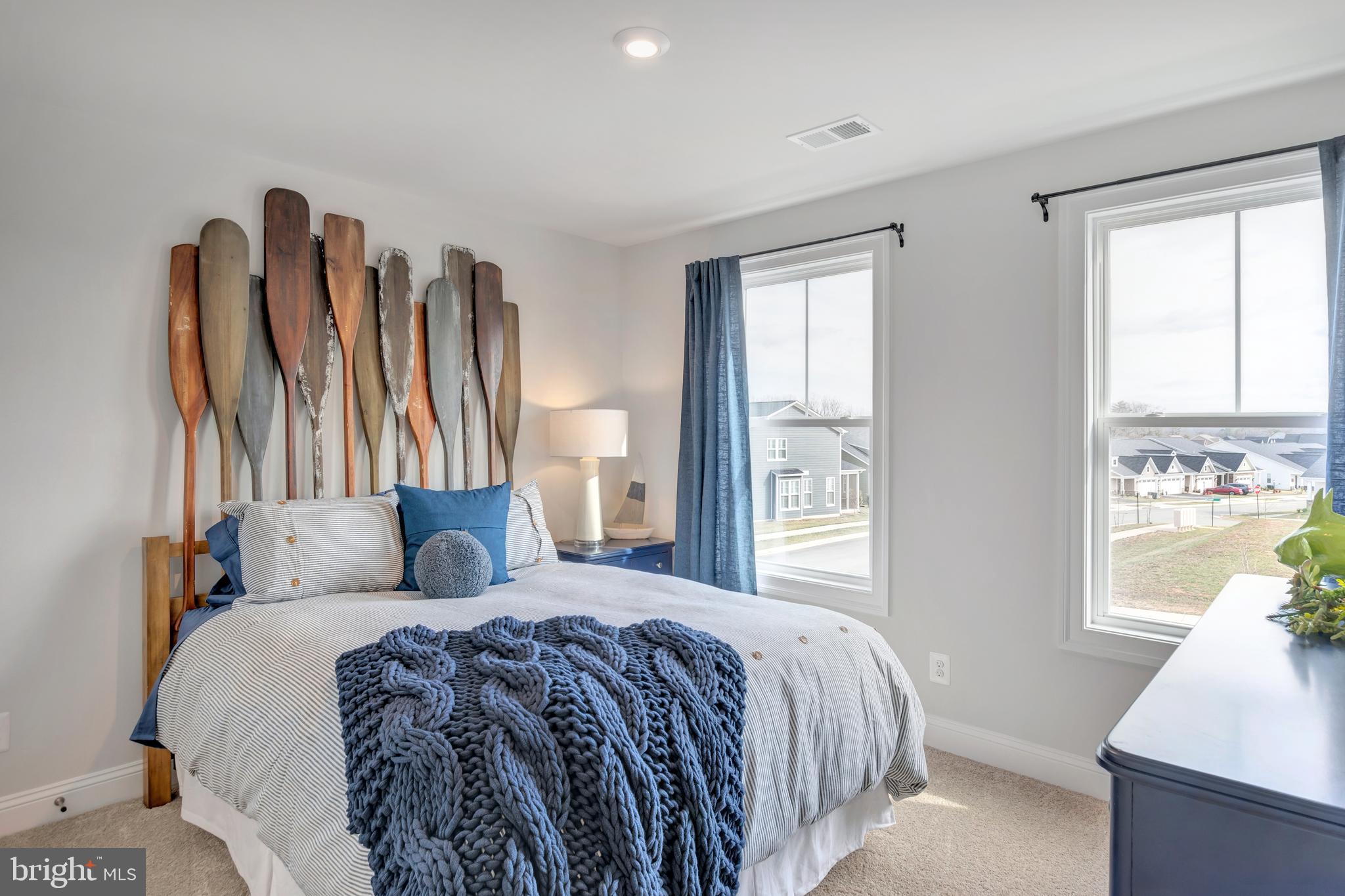 PRESIDENTS POINTE - Residential