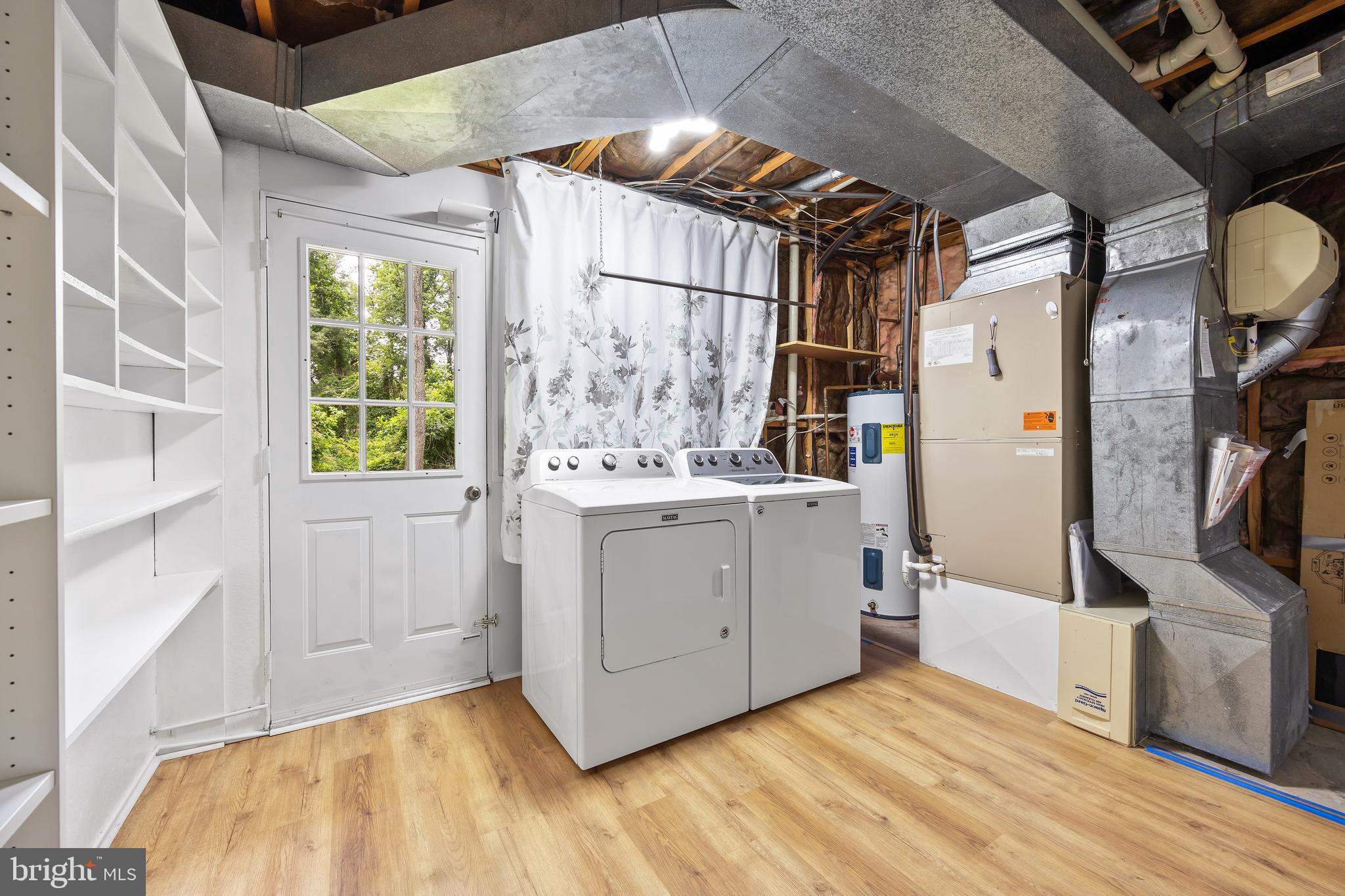 HICKORY RIDGE - Residential