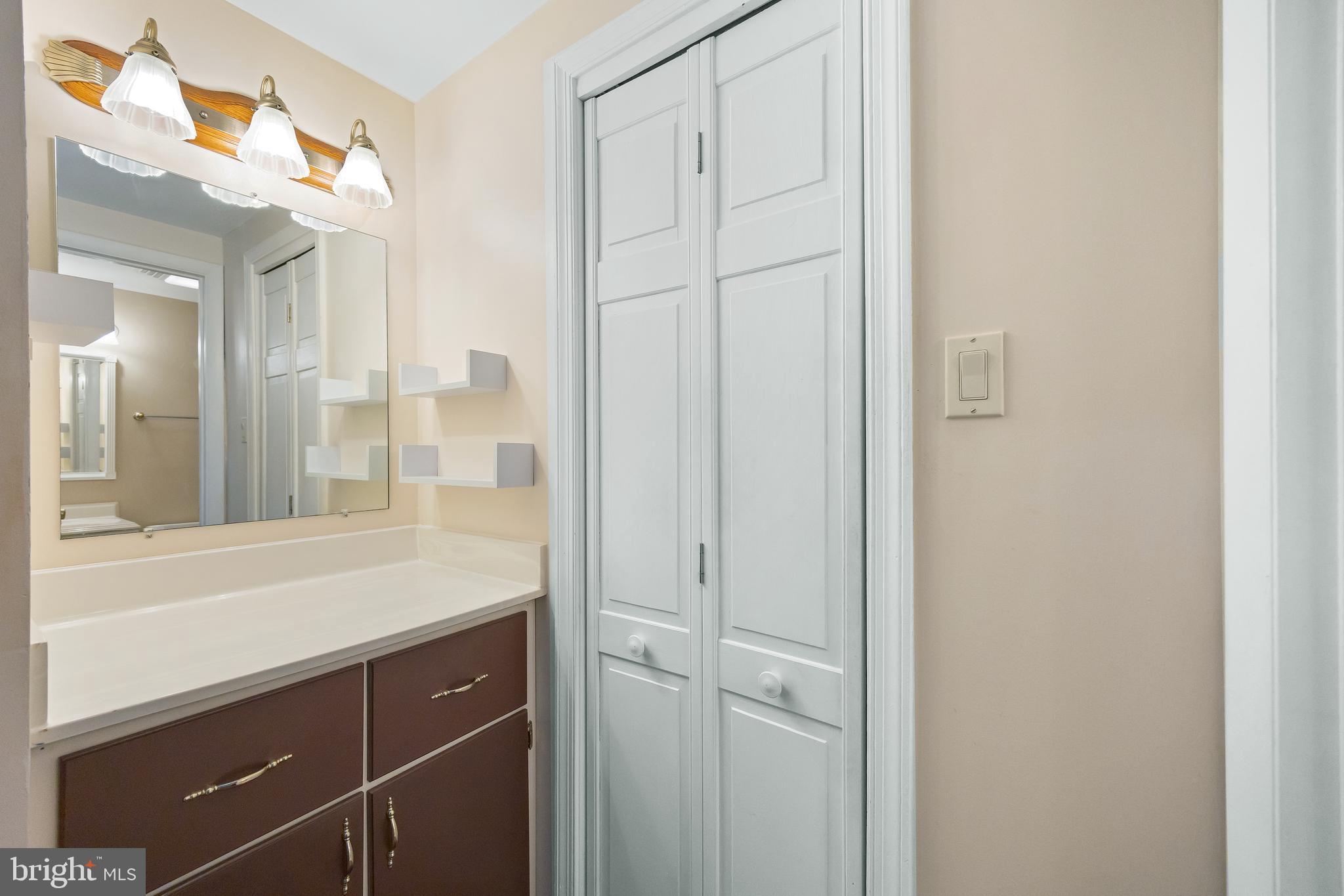 HICKORY RIDGE - Residential