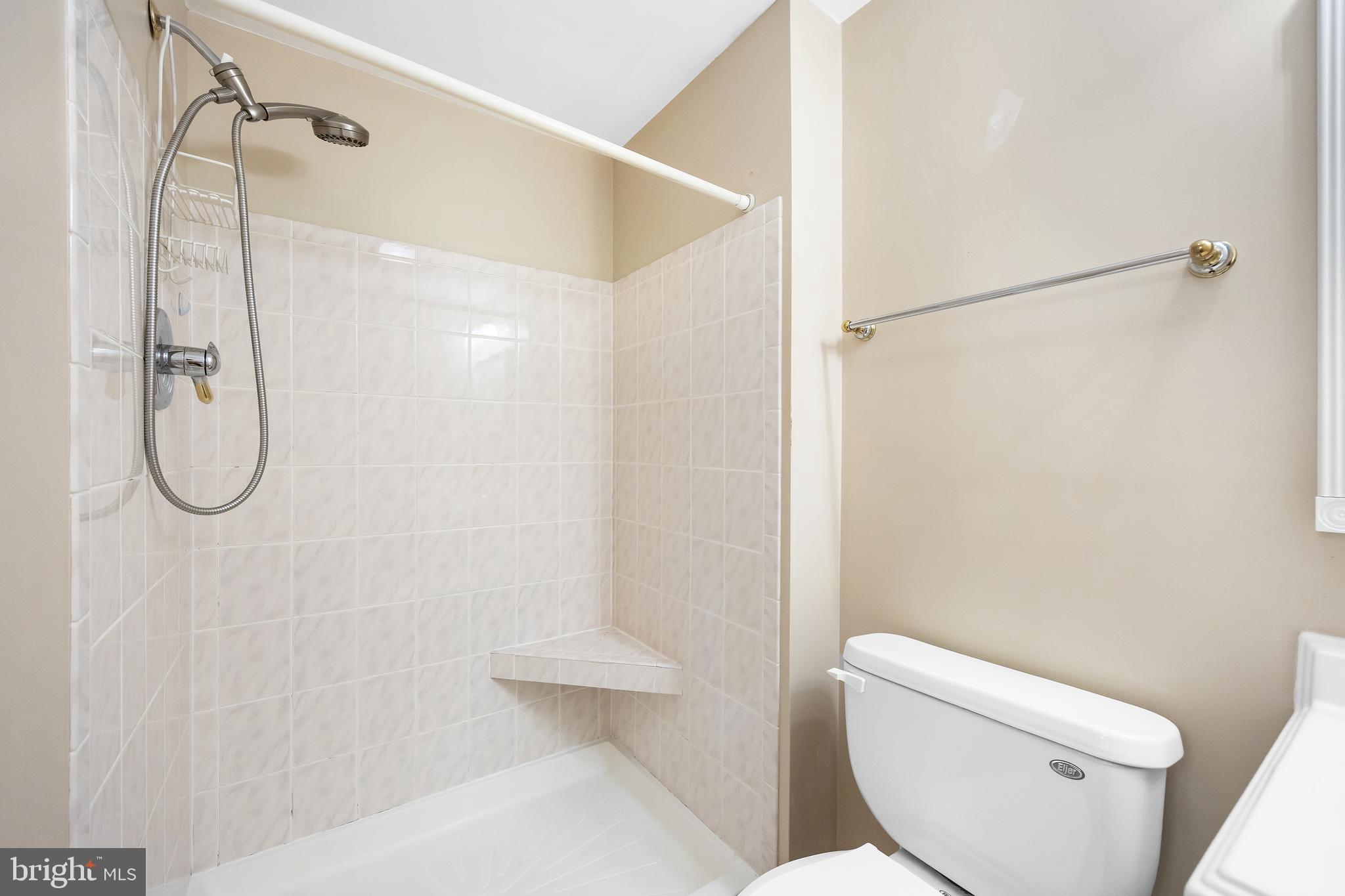 HICKORY RIDGE - Residential