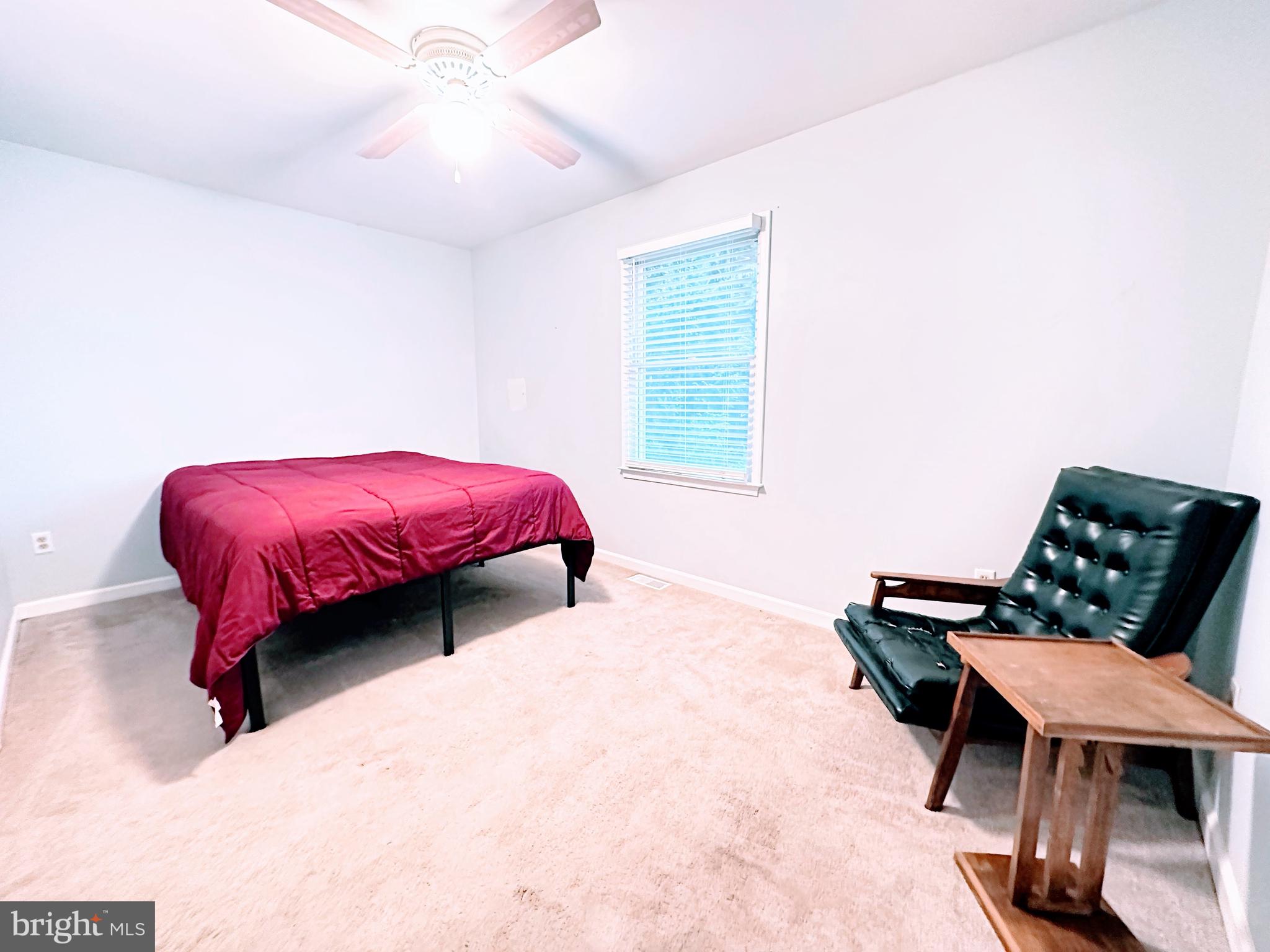 KENSINGTON COURTS - Residential