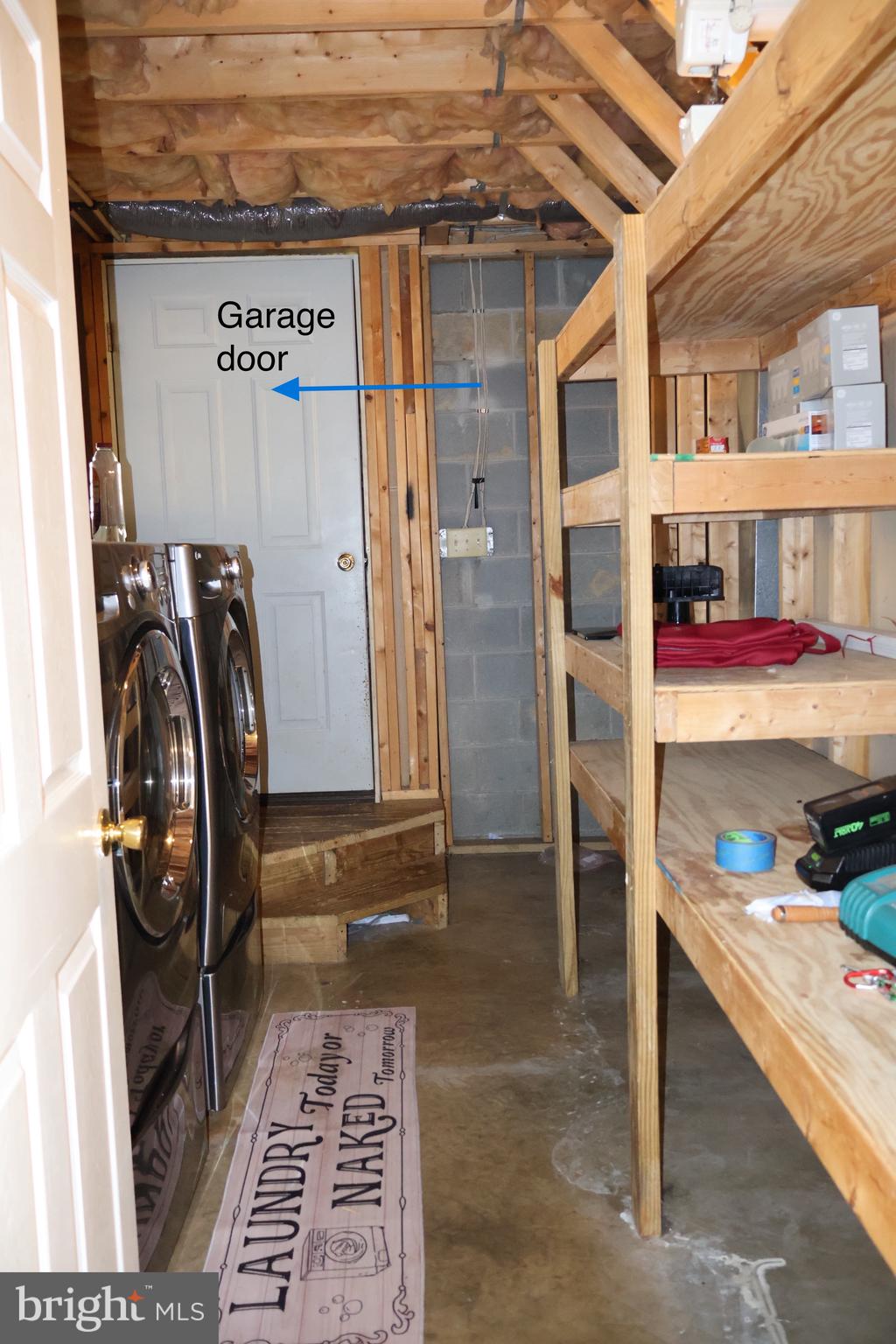 KENSINGTON COURTS - Residential