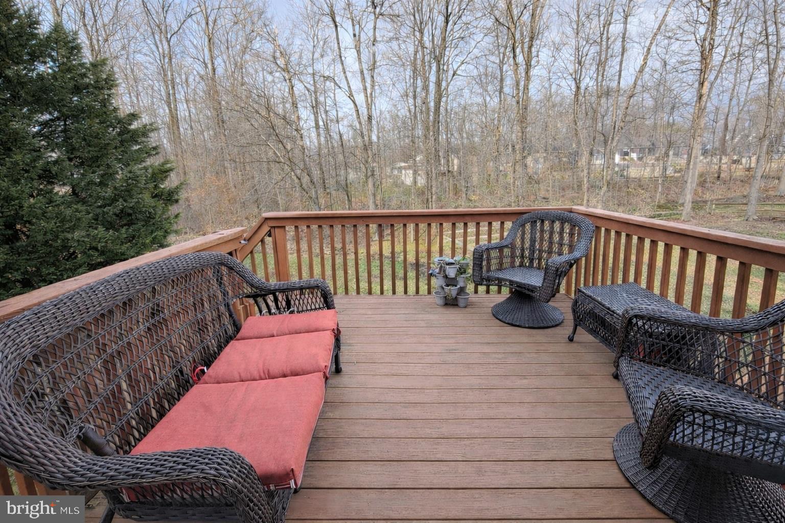 KENSINGTON COURTS - Residential