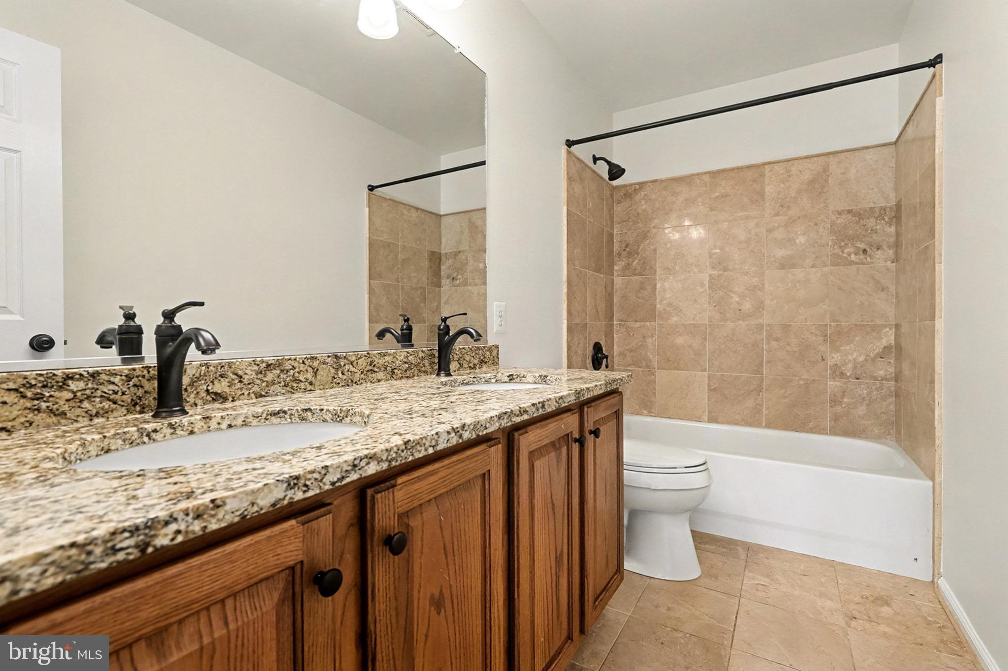 ARTILLERY RIDGE - Residential