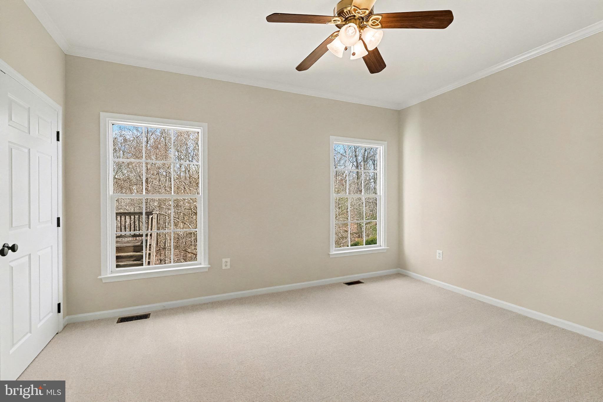 ARTILLERY RIDGE - Residential