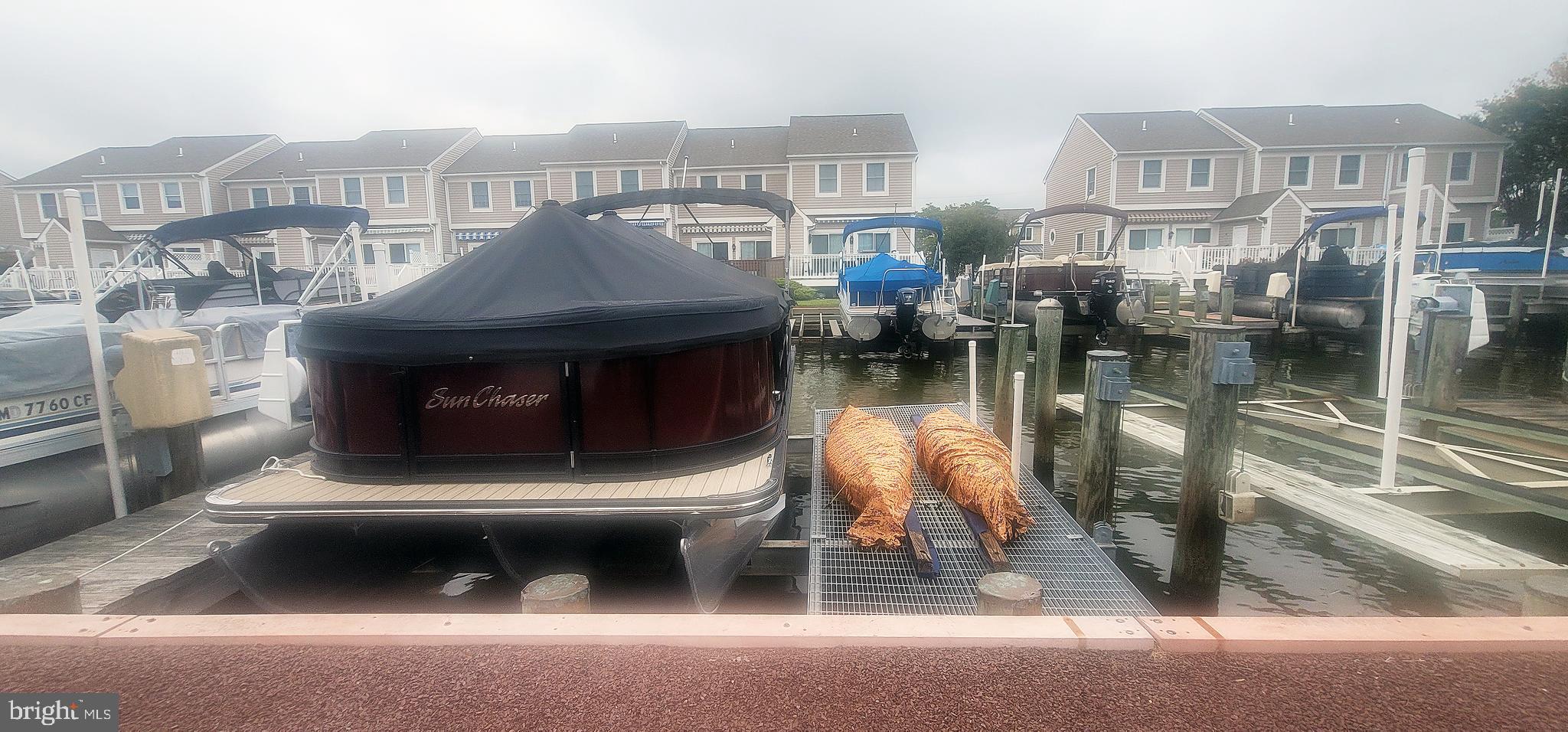 TOWNES OF NANTUCKET - Residential