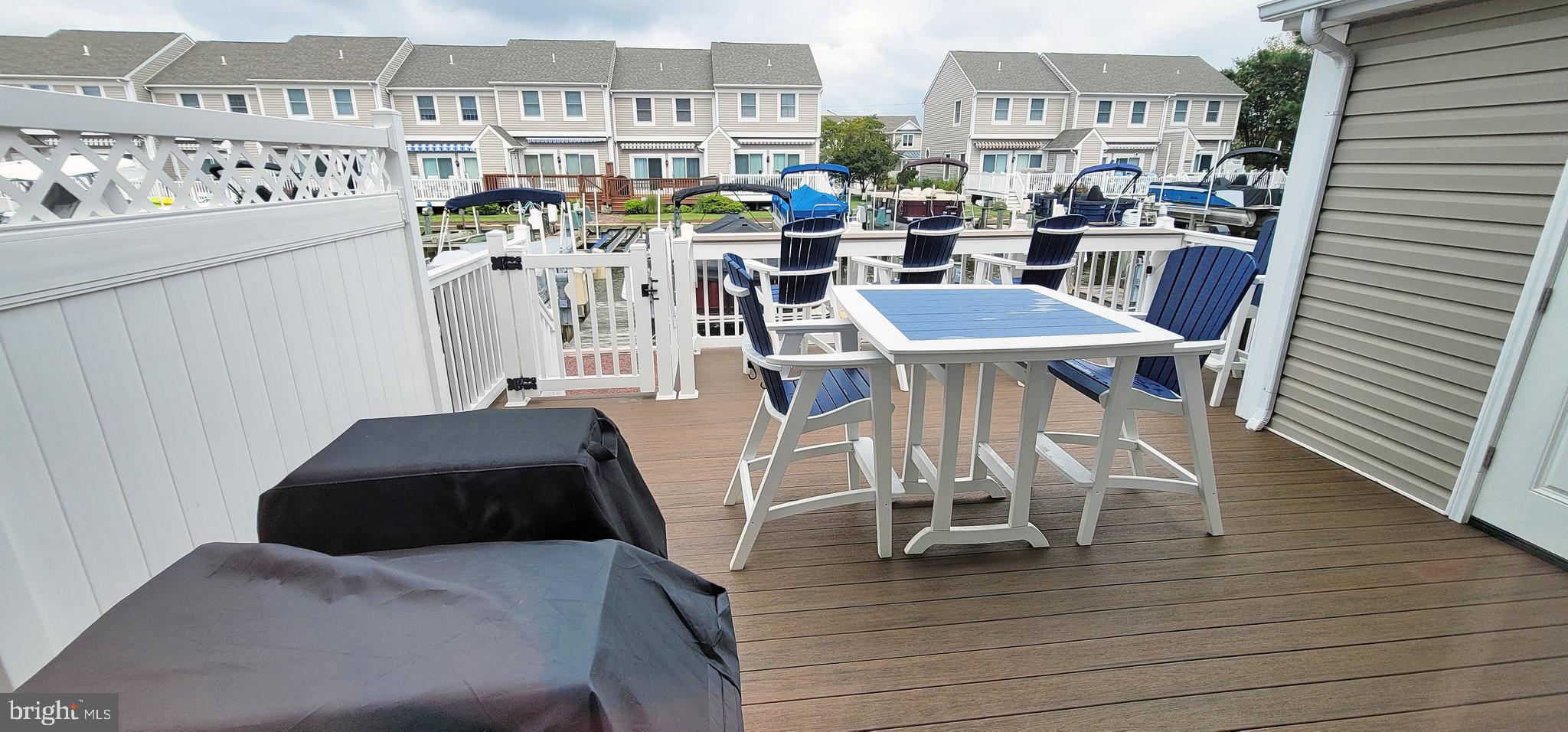 TOWNES OF NANTUCKET - Residential