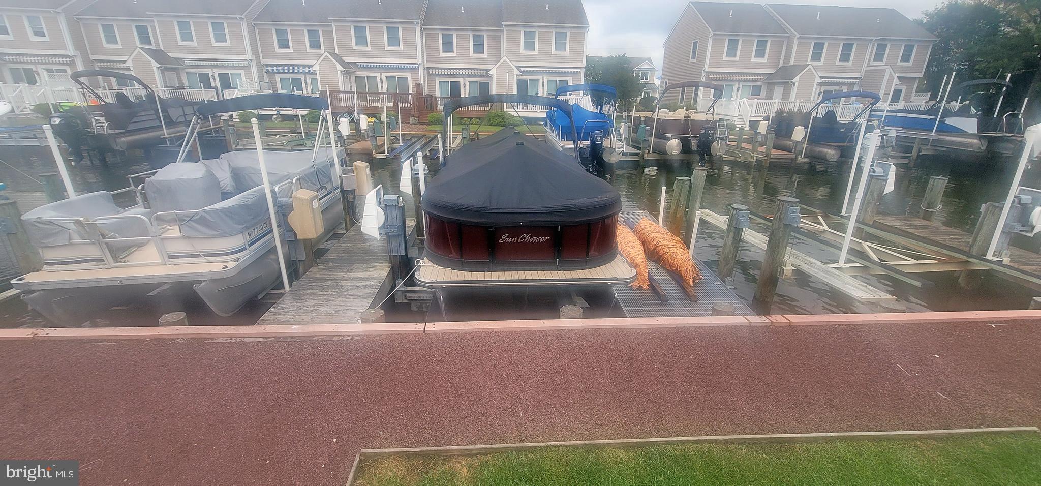 TOWNES OF NANTUCKET - Residential