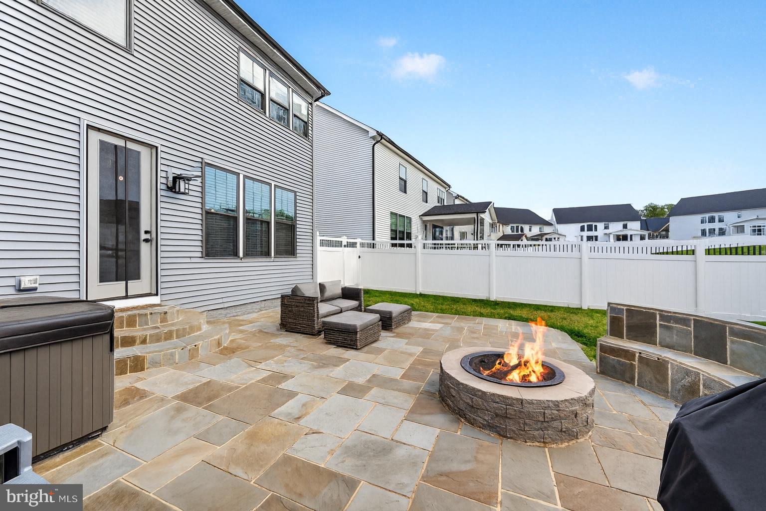 CEDAR CREEK - Residential