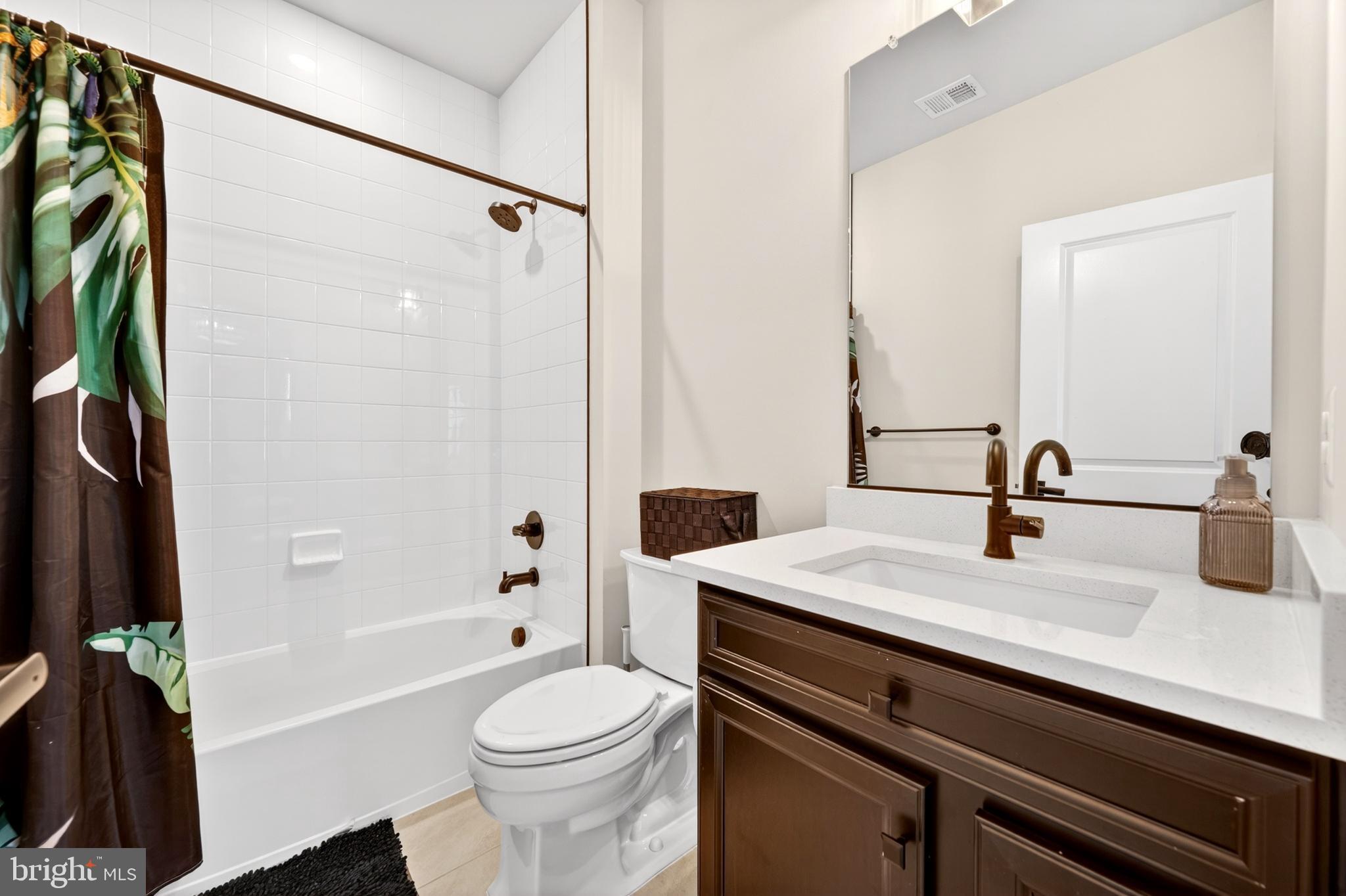 CEDAR CREEK - Residential