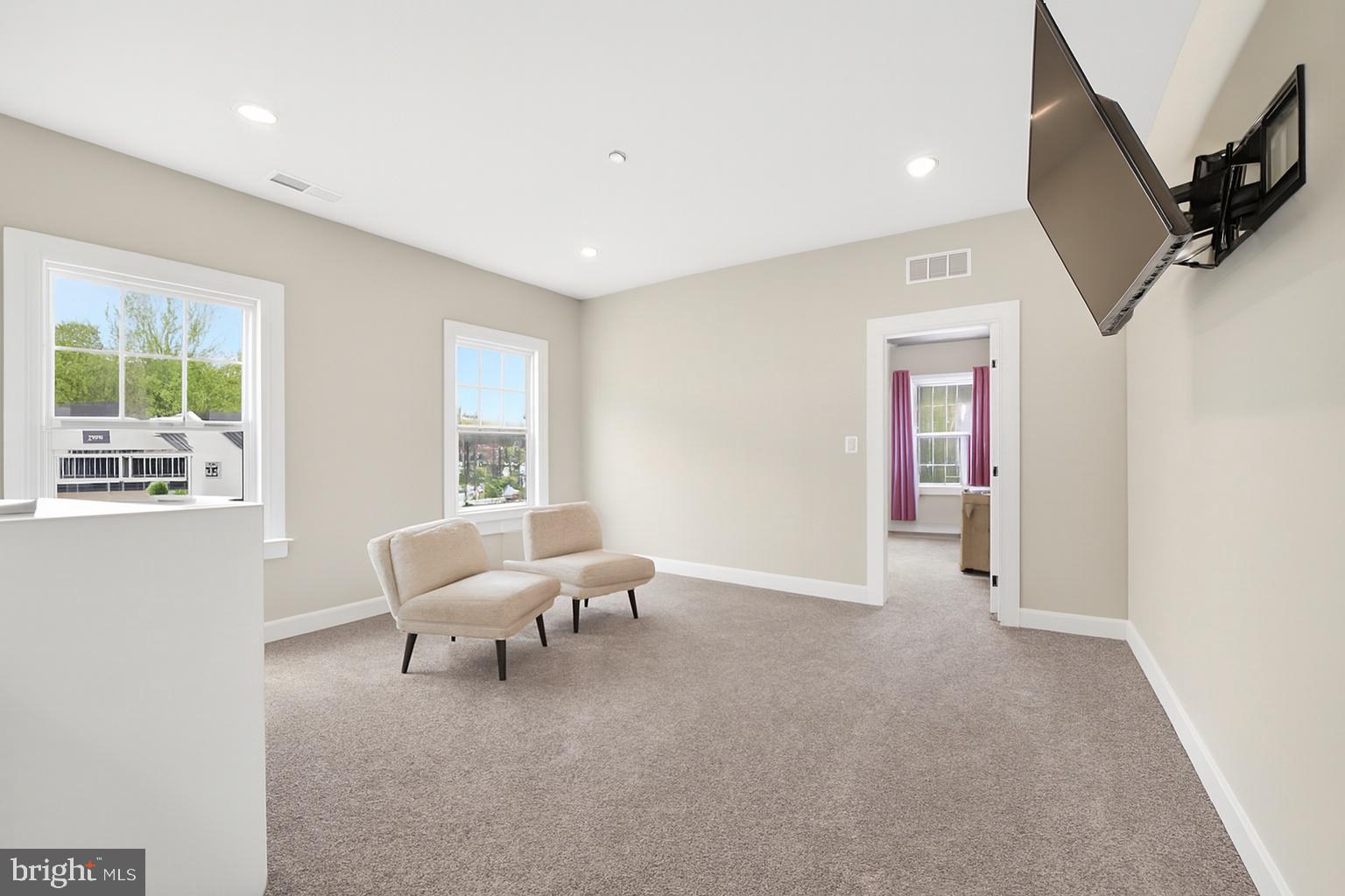 CEDAR CREEK - Residential