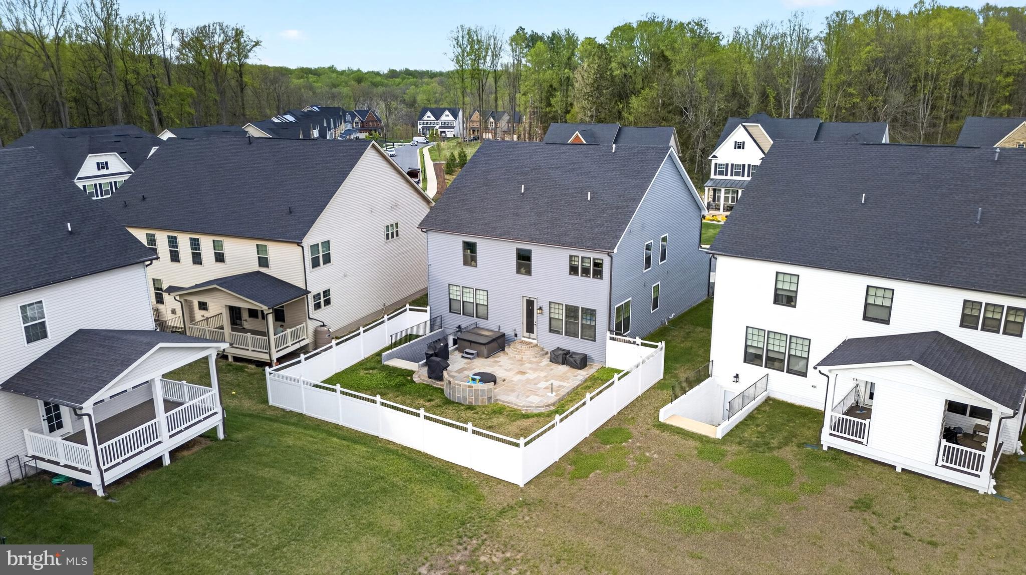 CEDAR CREEK - Residential