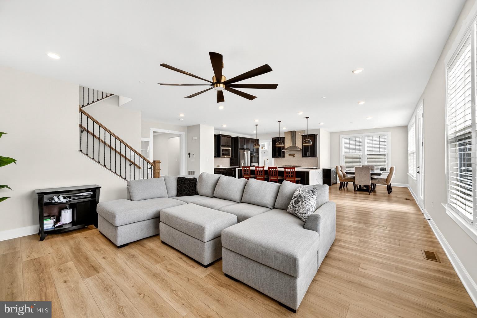 CEDAR CREEK - Residential