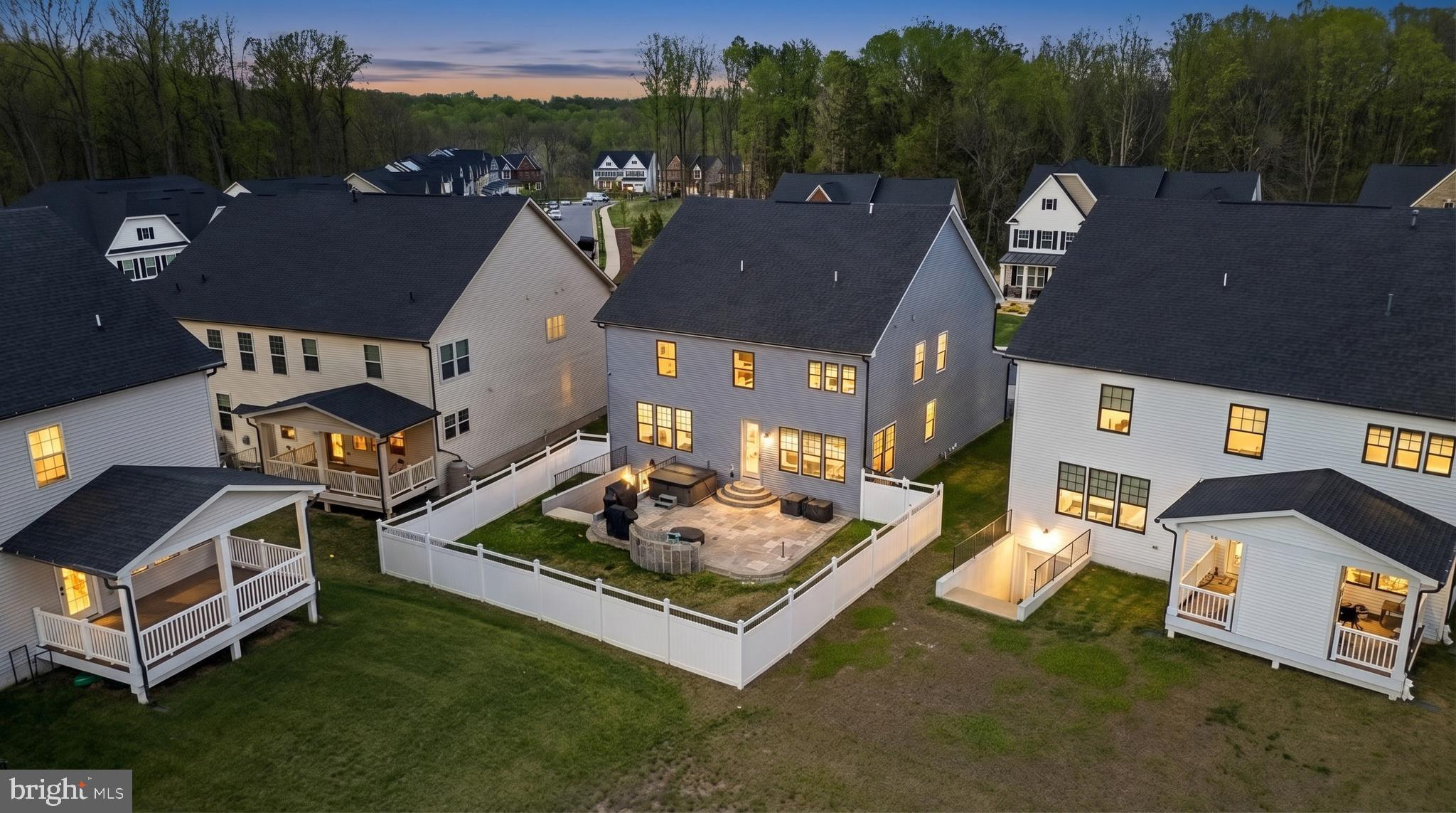 7973 LAWNDALE CIRCLE