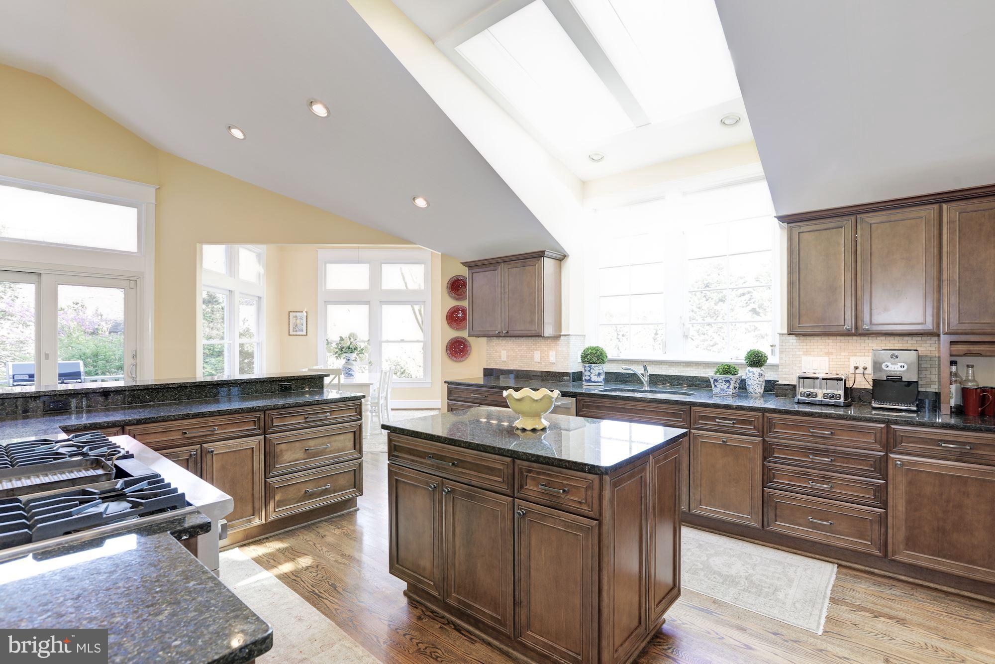 BROOKMONT - Residential