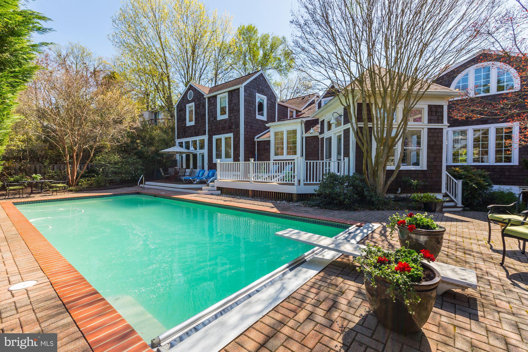 BROOKMONT - Residential