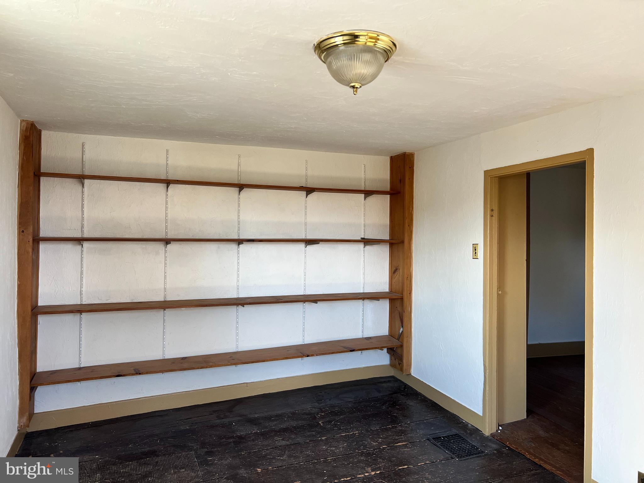 SHREWSBURY BORO - Residential