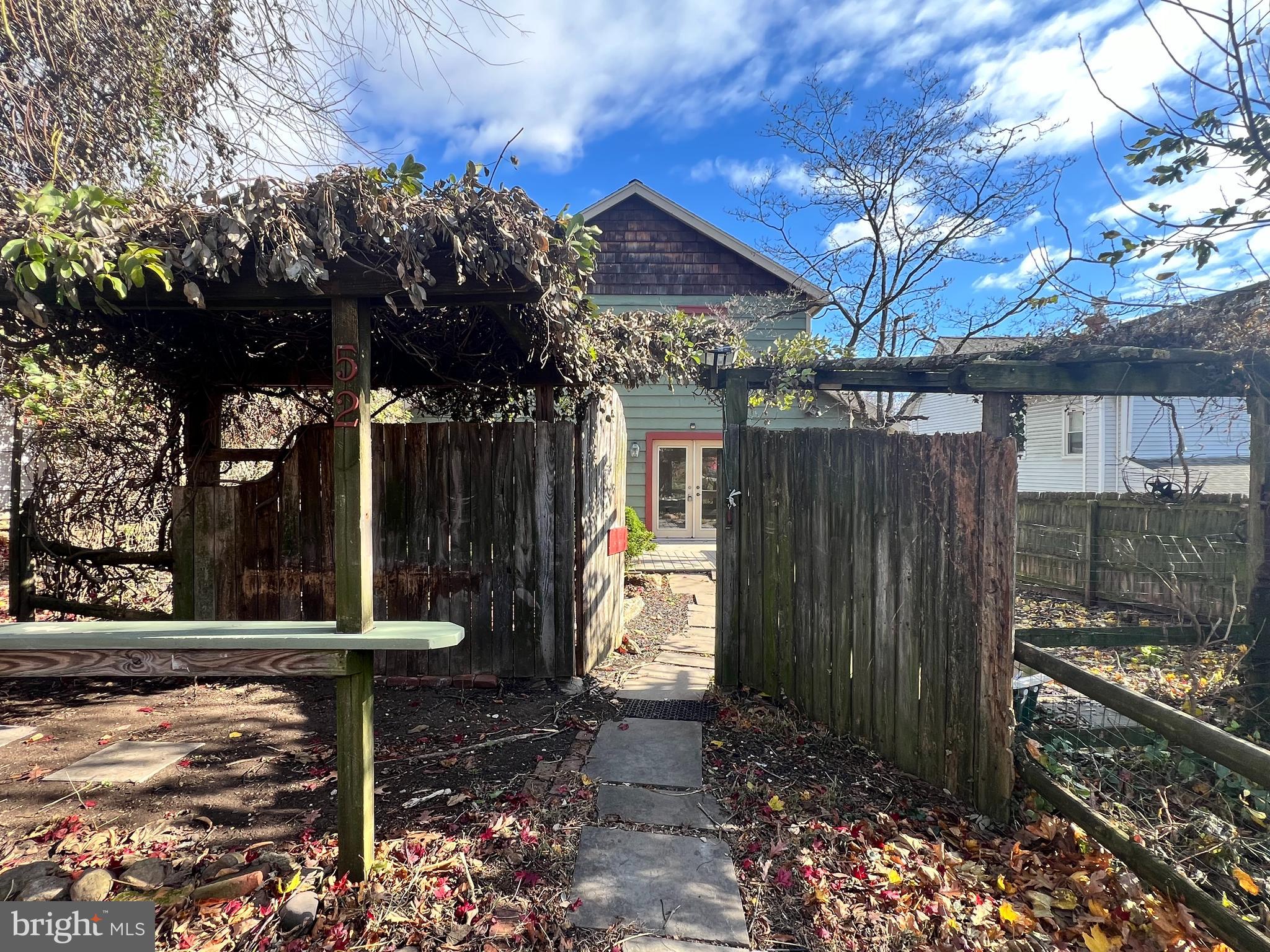 SHREWSBURY BORO - Residential