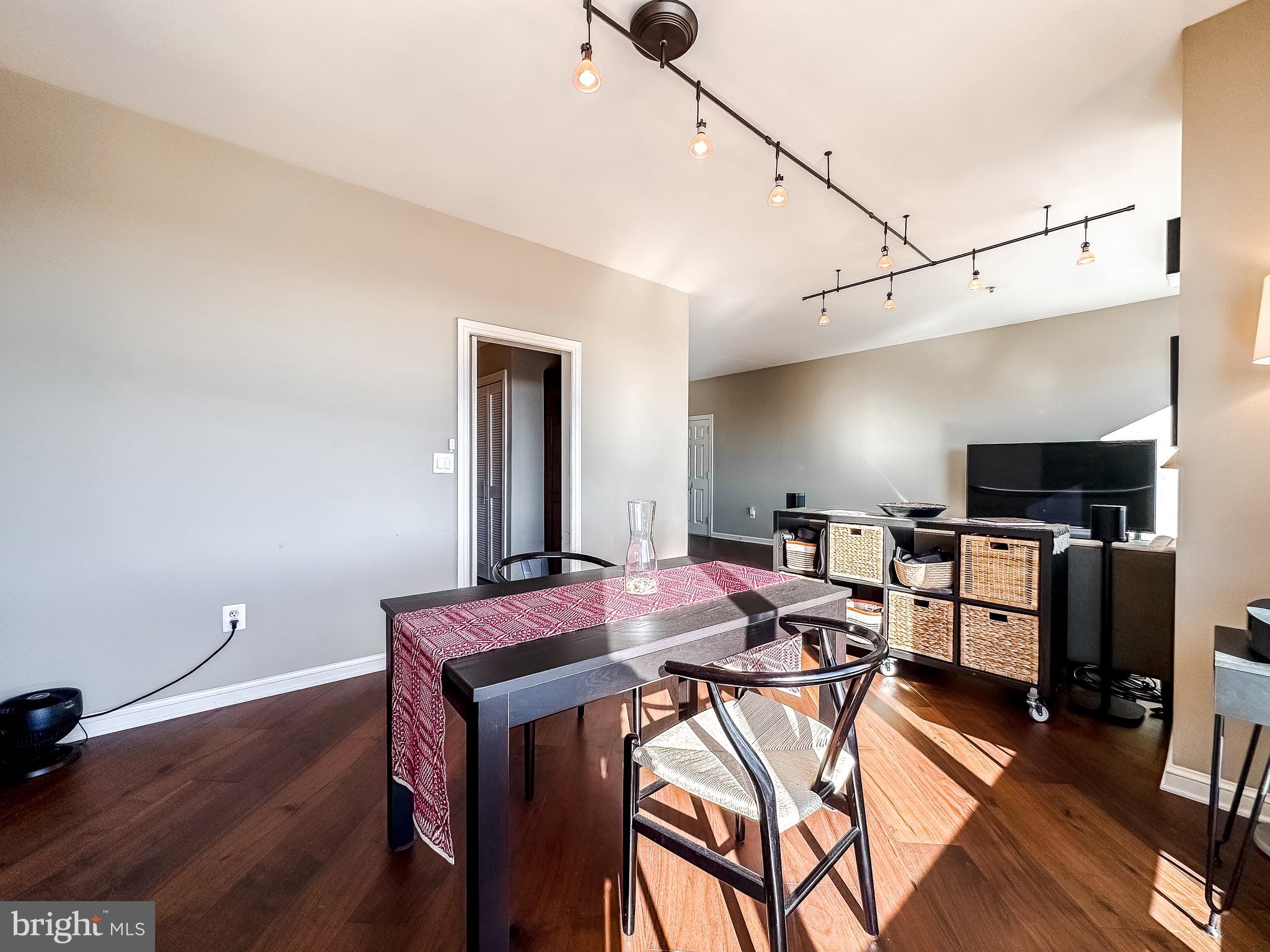 INNER HARBOR - Residential