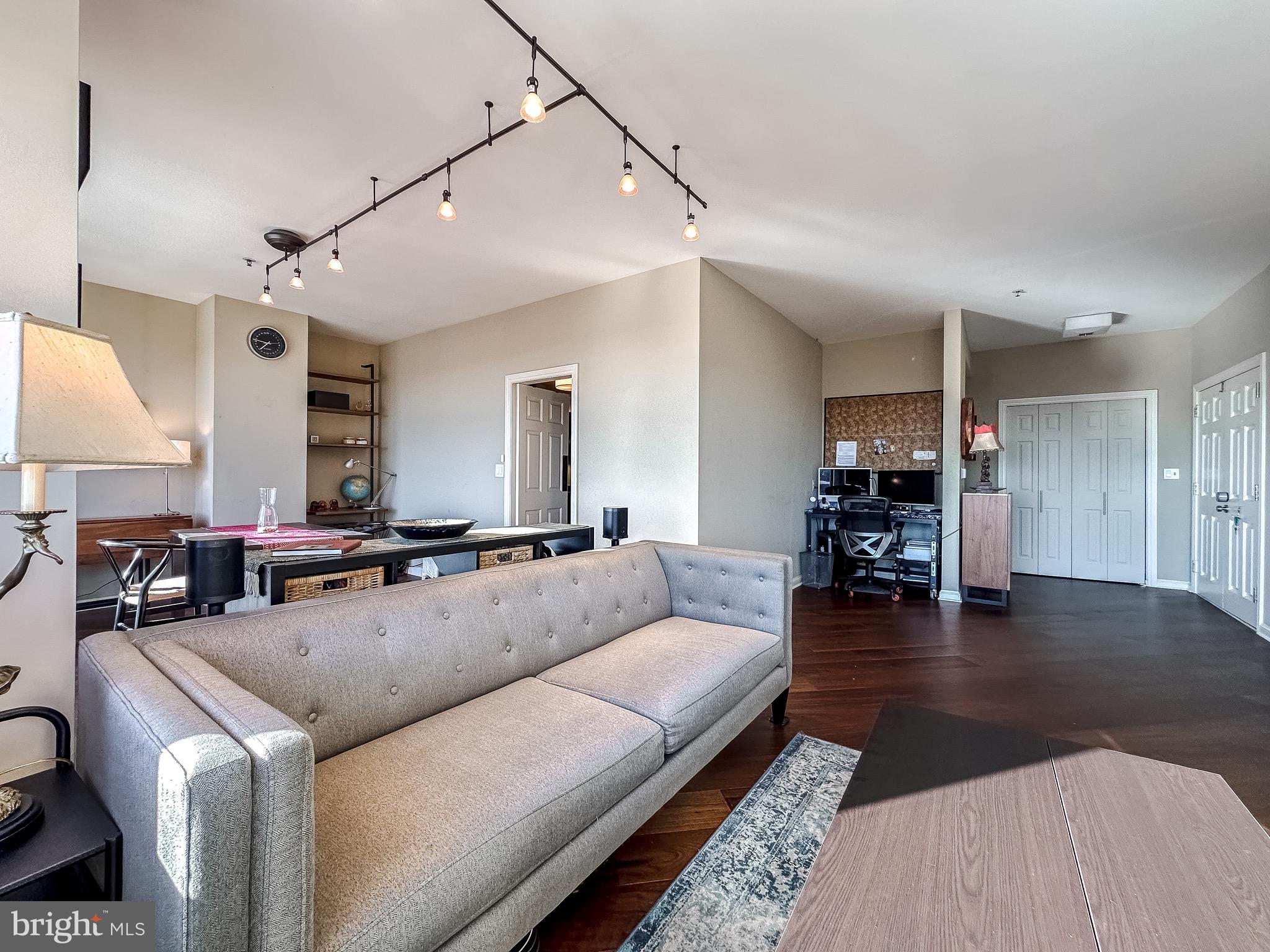 INNER HARBOR - Residential