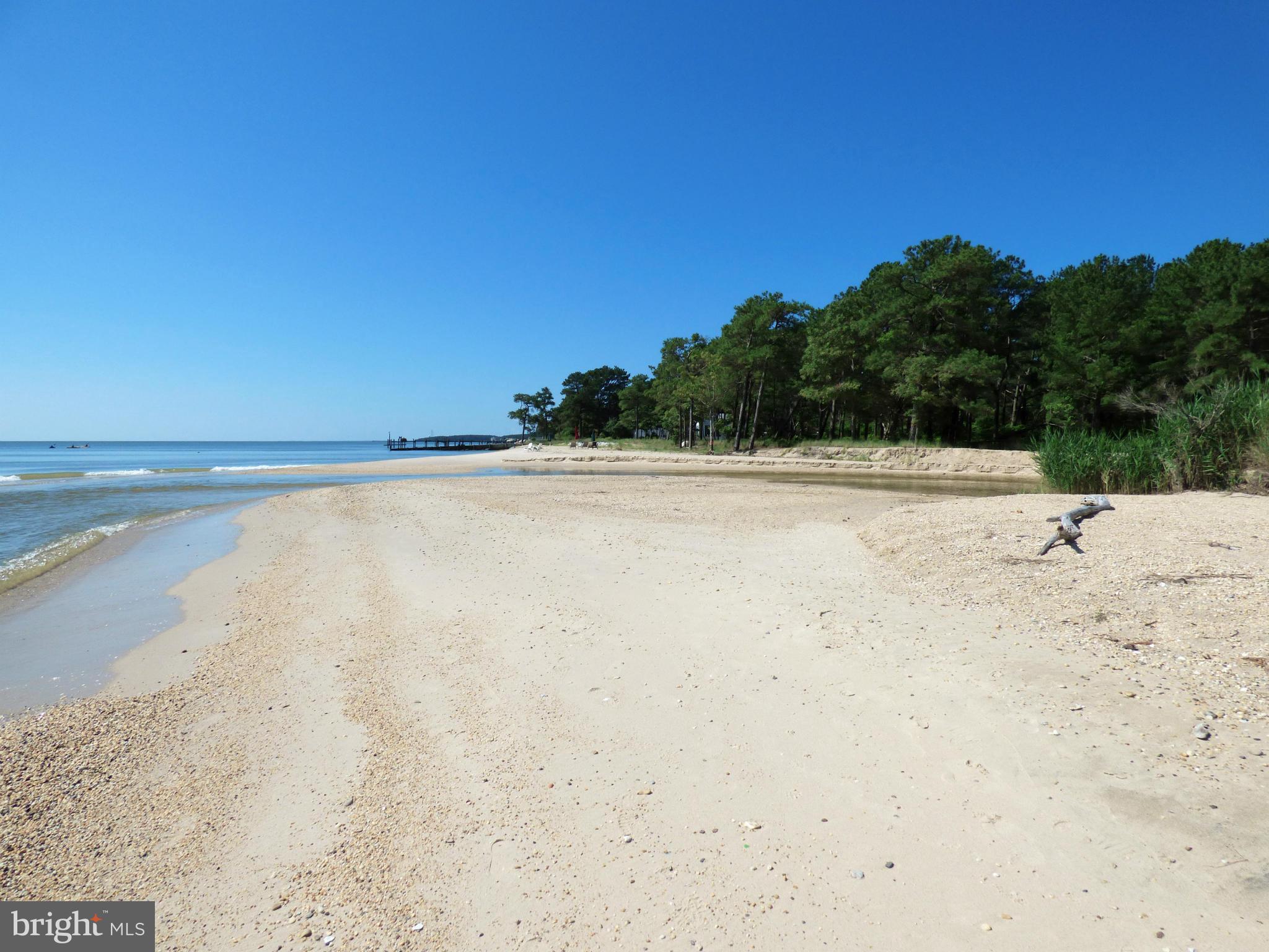 HAYS BEACH - Residential