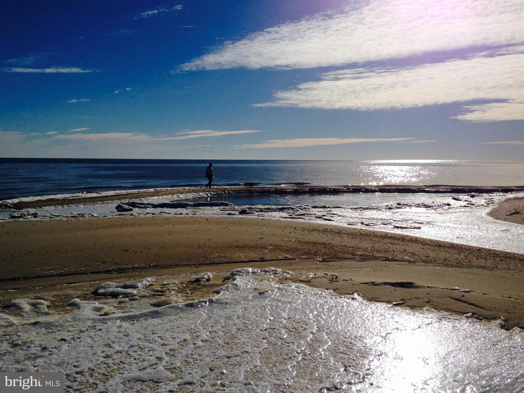 HAYS BEACH - Residential