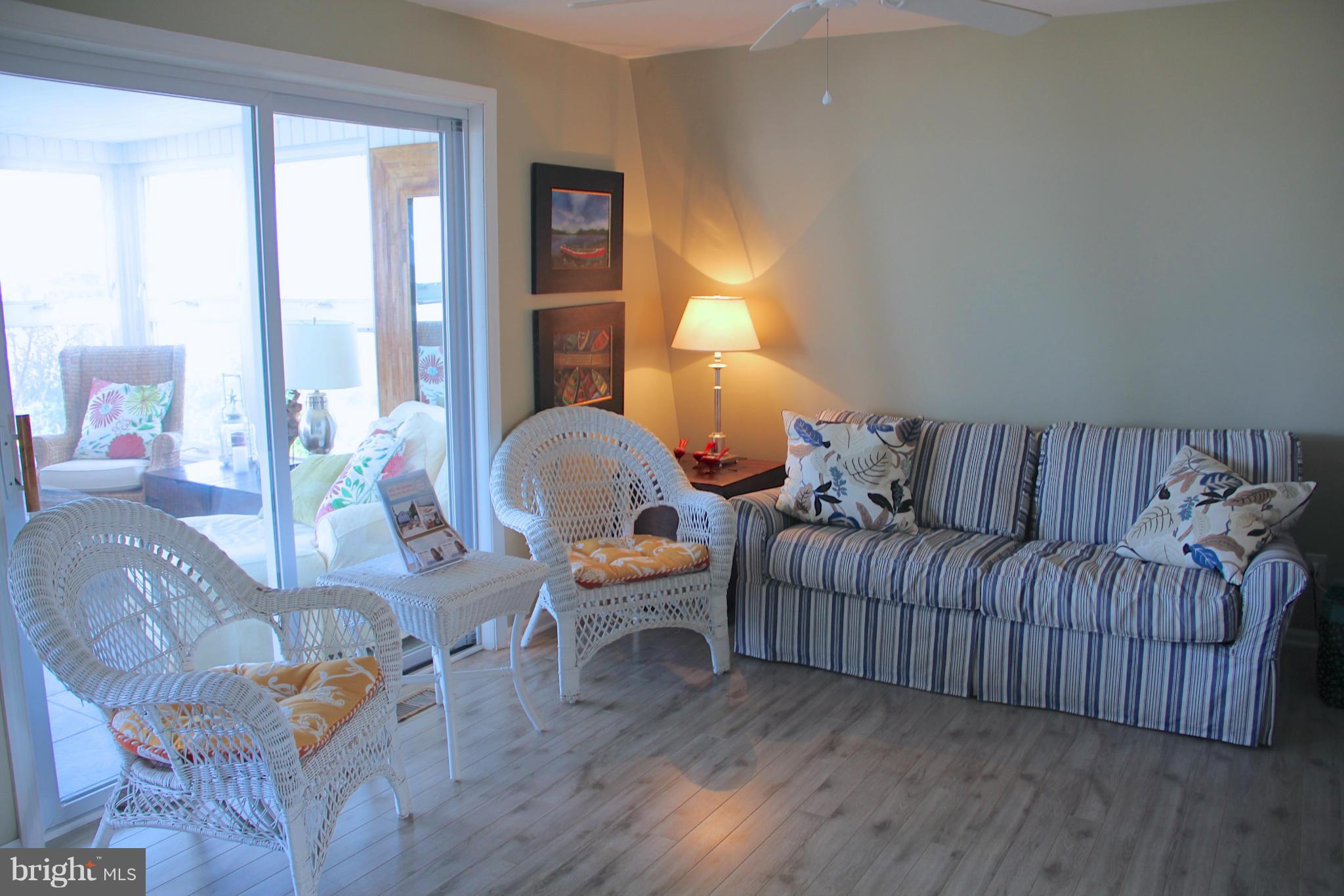 HAYS BEACH - Residential