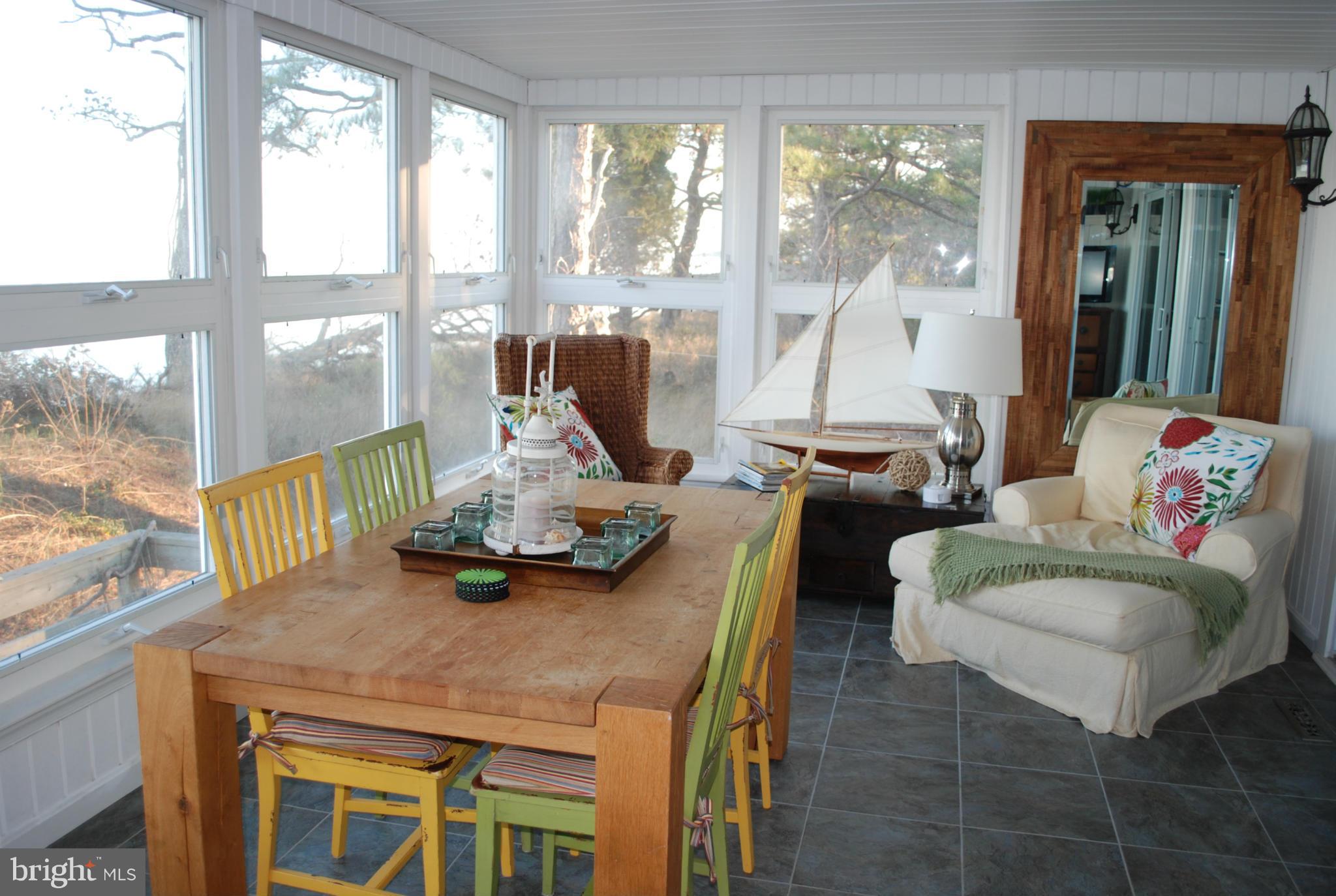 HAYS BEACH - Residential