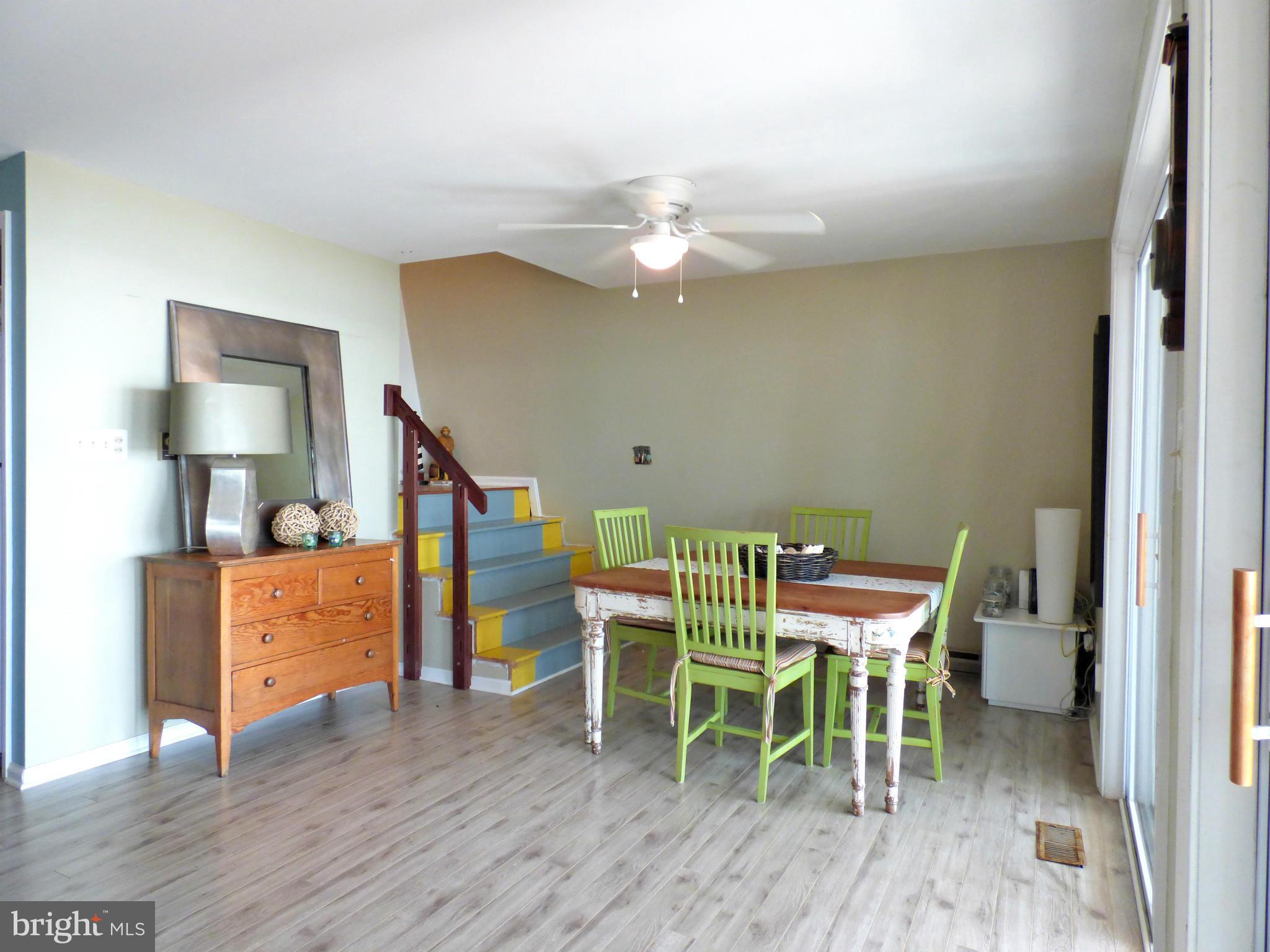 HAYS BEACH - Residential