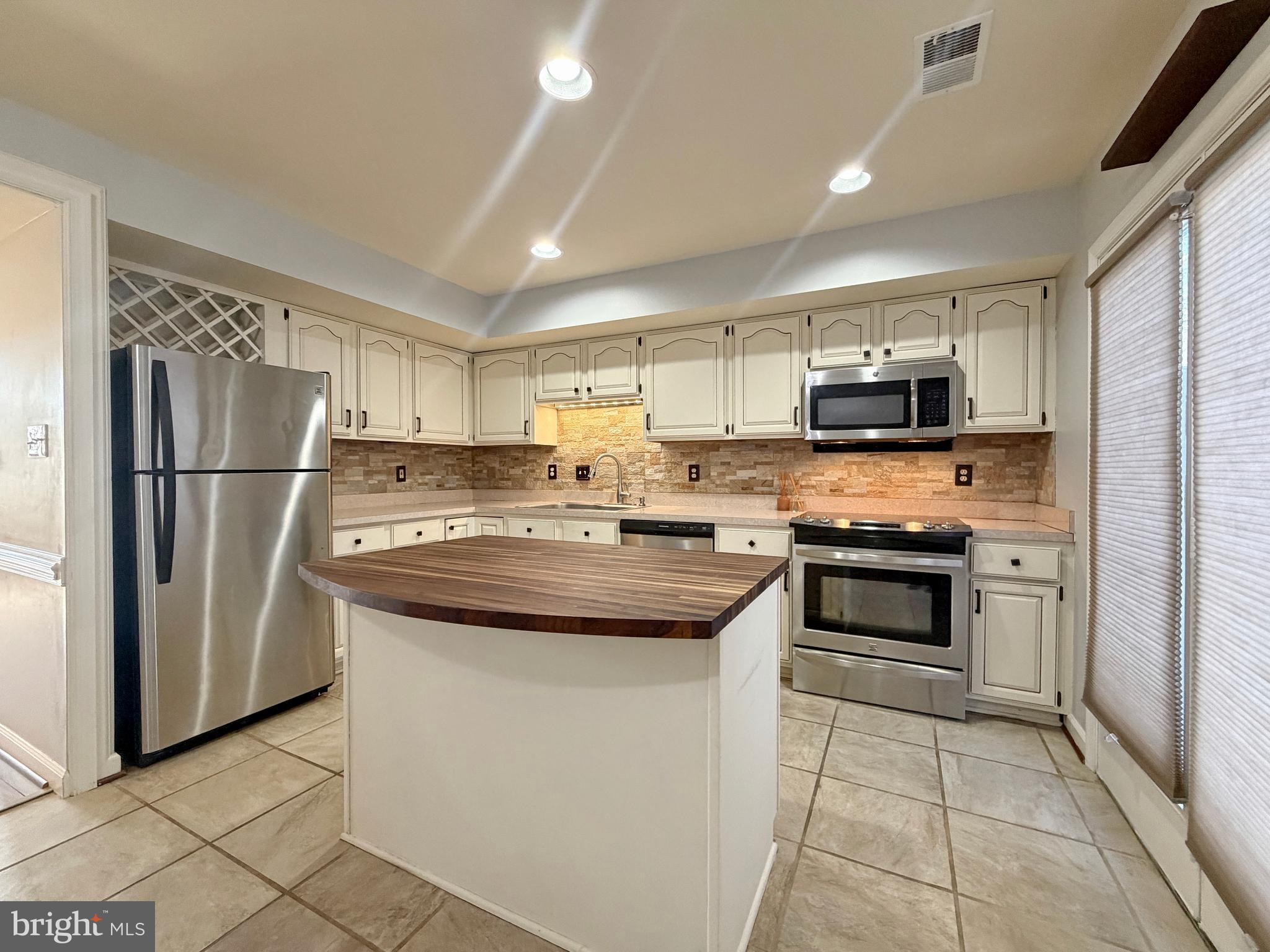 HICKORY RIDGE LA PLATA - Residential