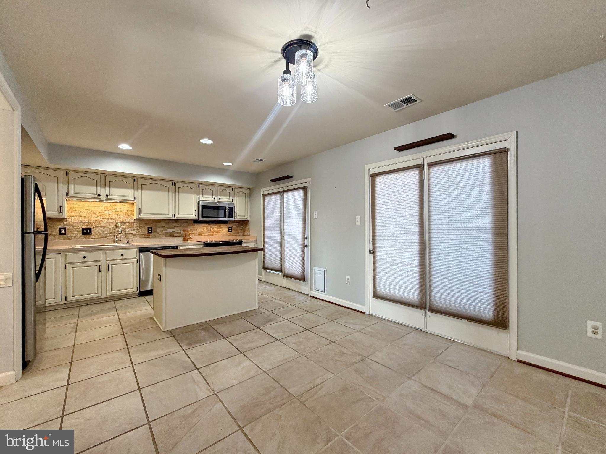 HICKORY RIDGE LA PLATA - Residential