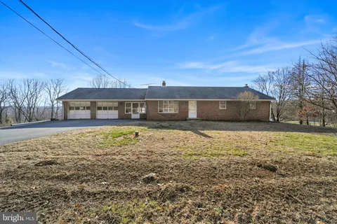 MLS: PABK2067208