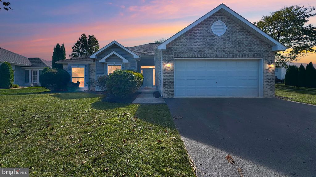 Photo of 23 S Madder Dr, MECHANICSBURG, PA 17050 (MLS # PACB2047338)