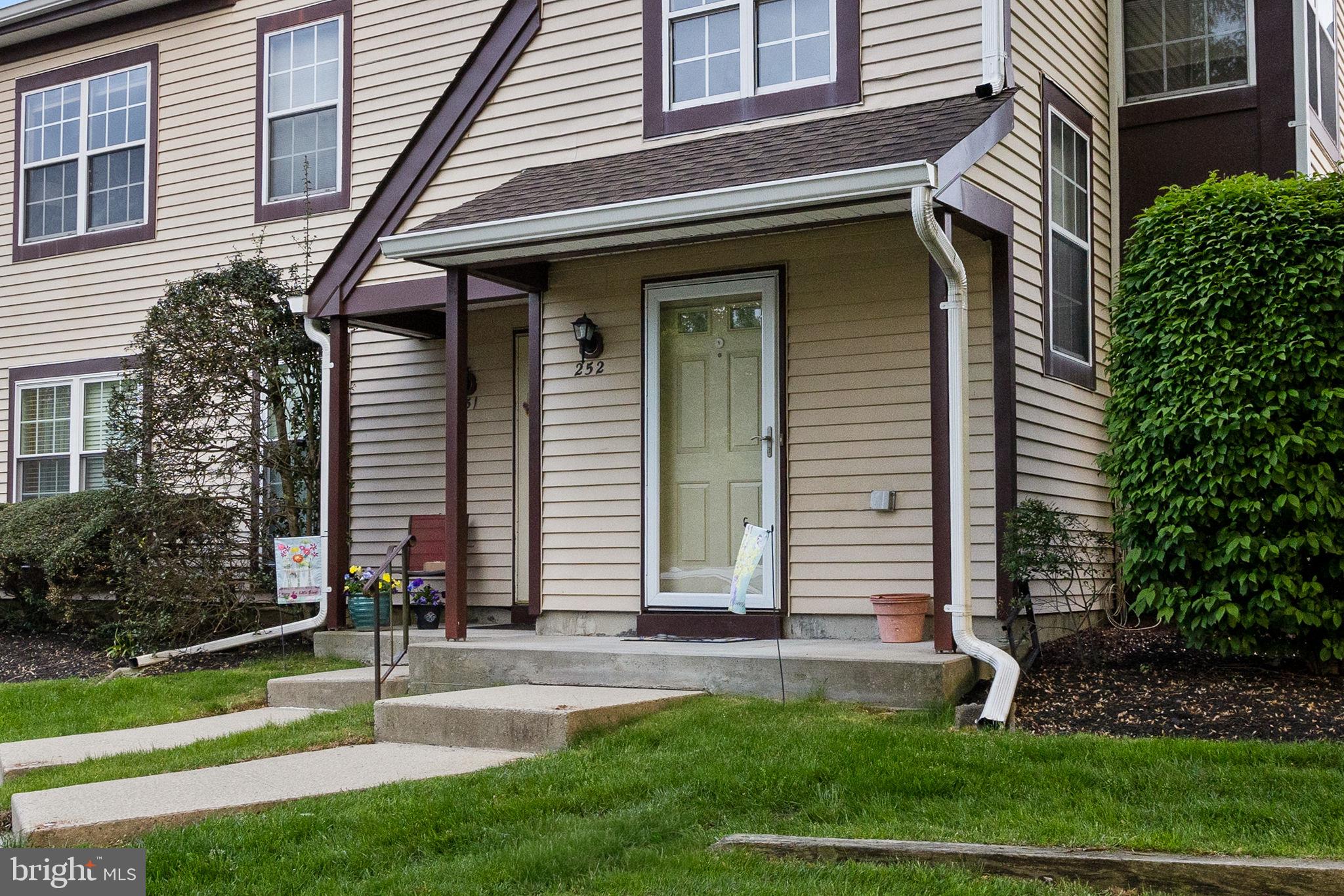 252 ANDOVER PLACE