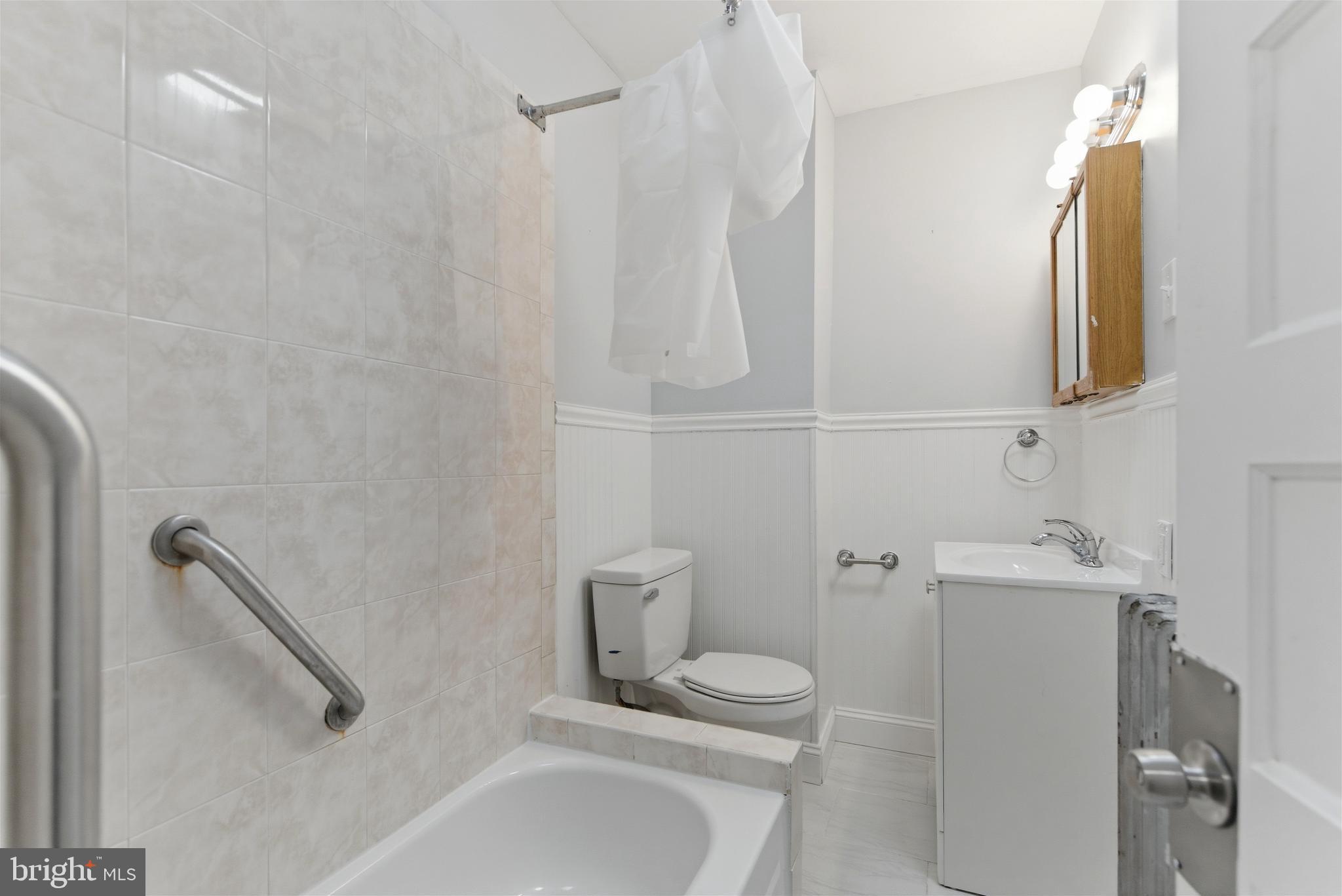 COBBS CREEK - Residential Lease