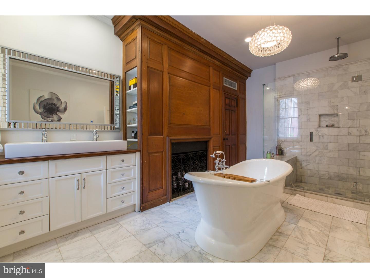 SOCIETY HILL - Residential