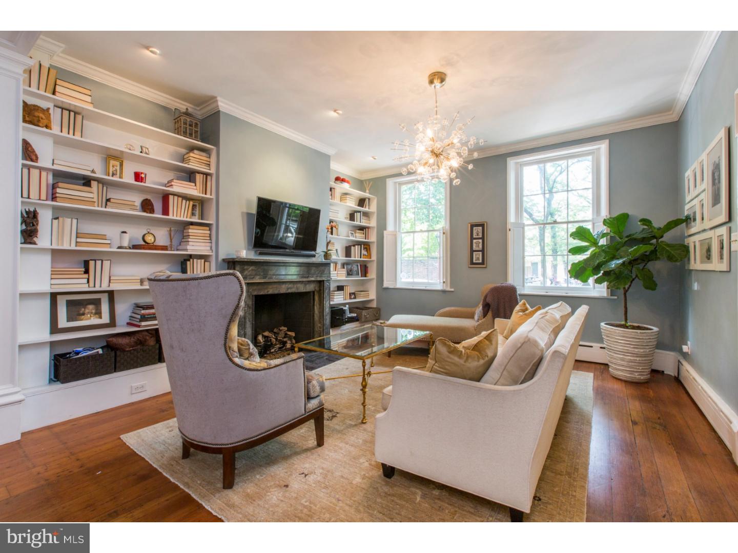 SOCIETY HILL - Residential