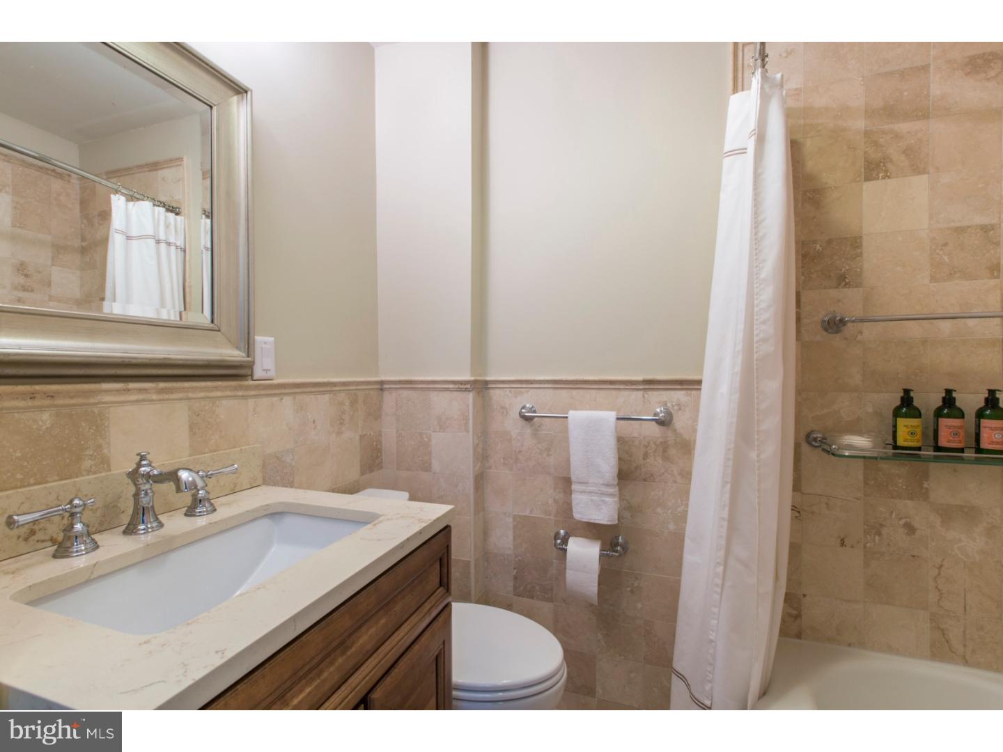 SOCIETY HILL - Residential