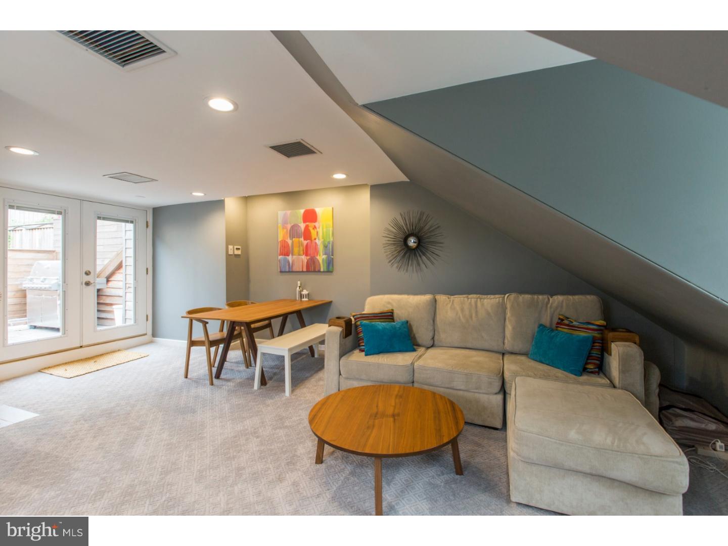 SOCIETY HILL - Residential