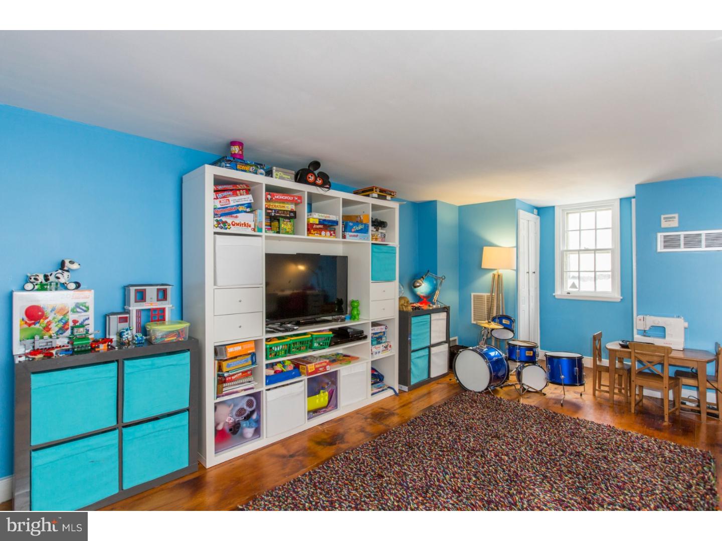 SOCIETY HILL - Residential