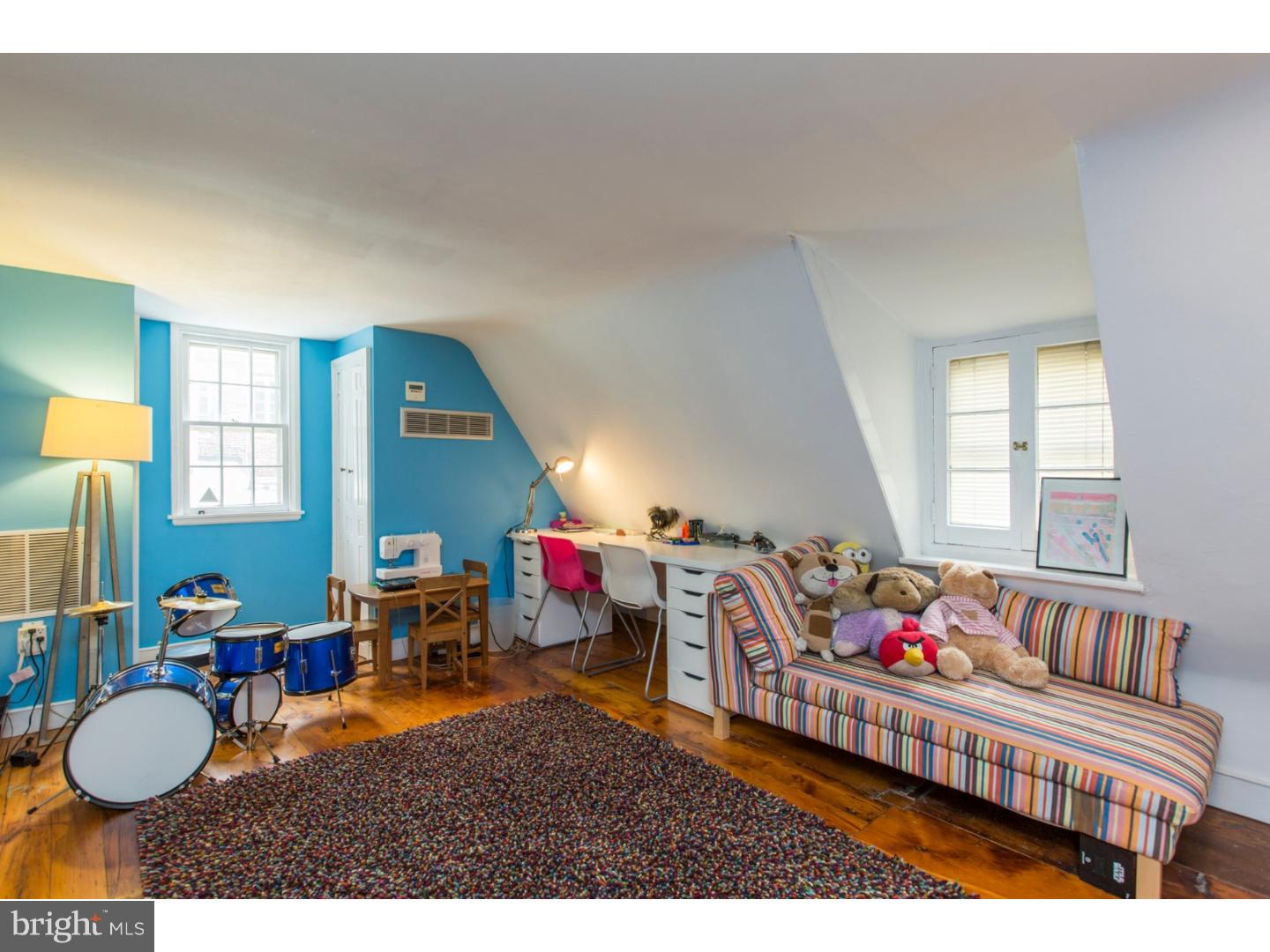 SOCIETY HILL - Residential