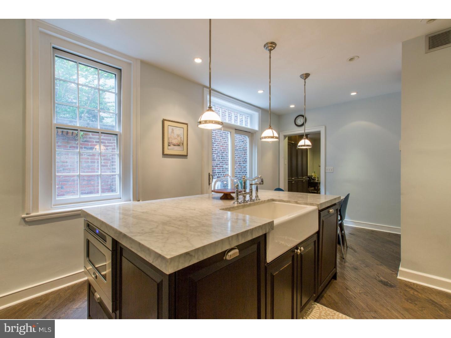 SOCIETY HILL - Residential