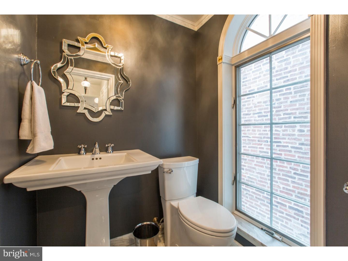 SOCIETY HILL - Residential