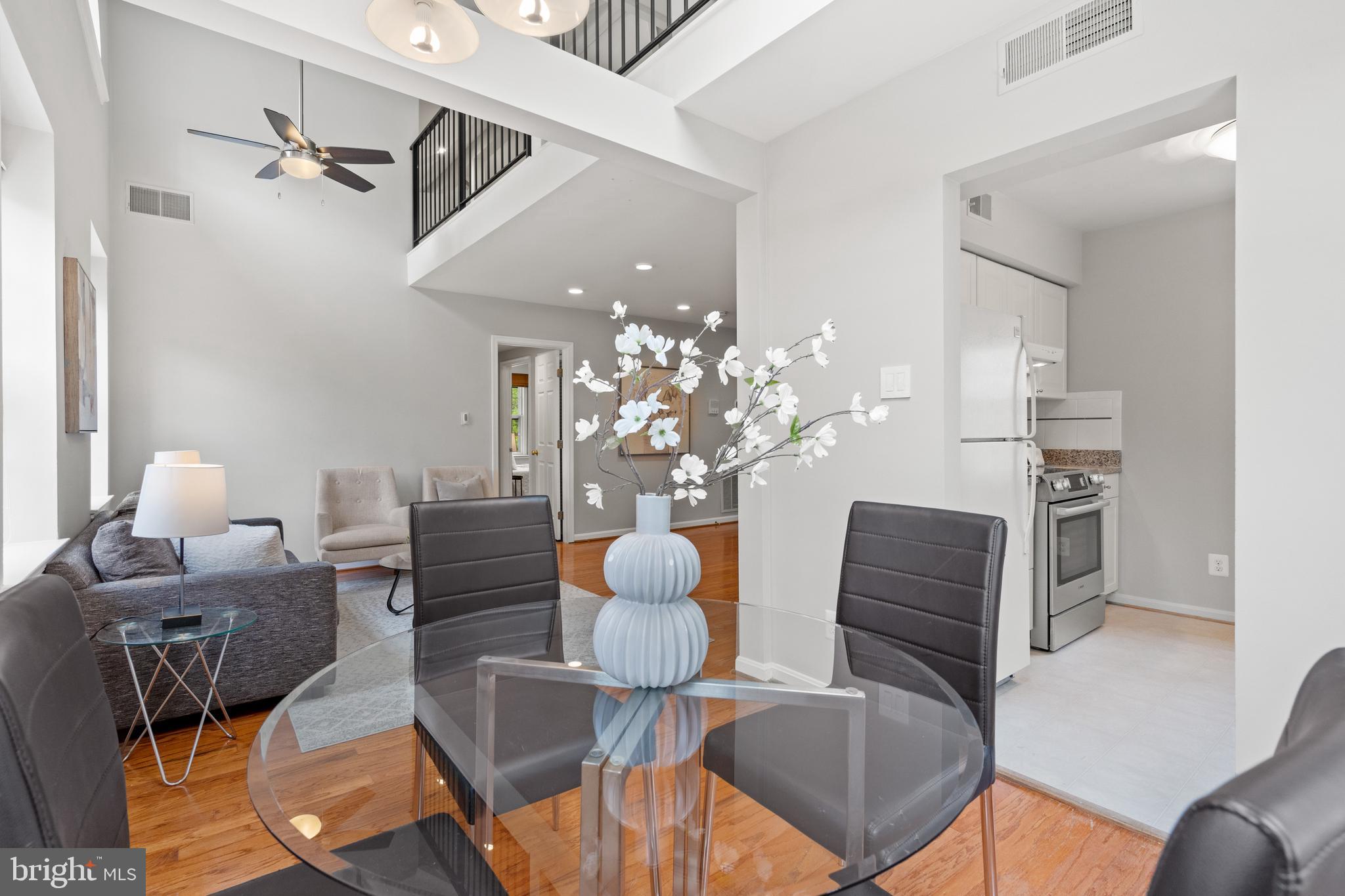CLEVELAND PARK - Residential