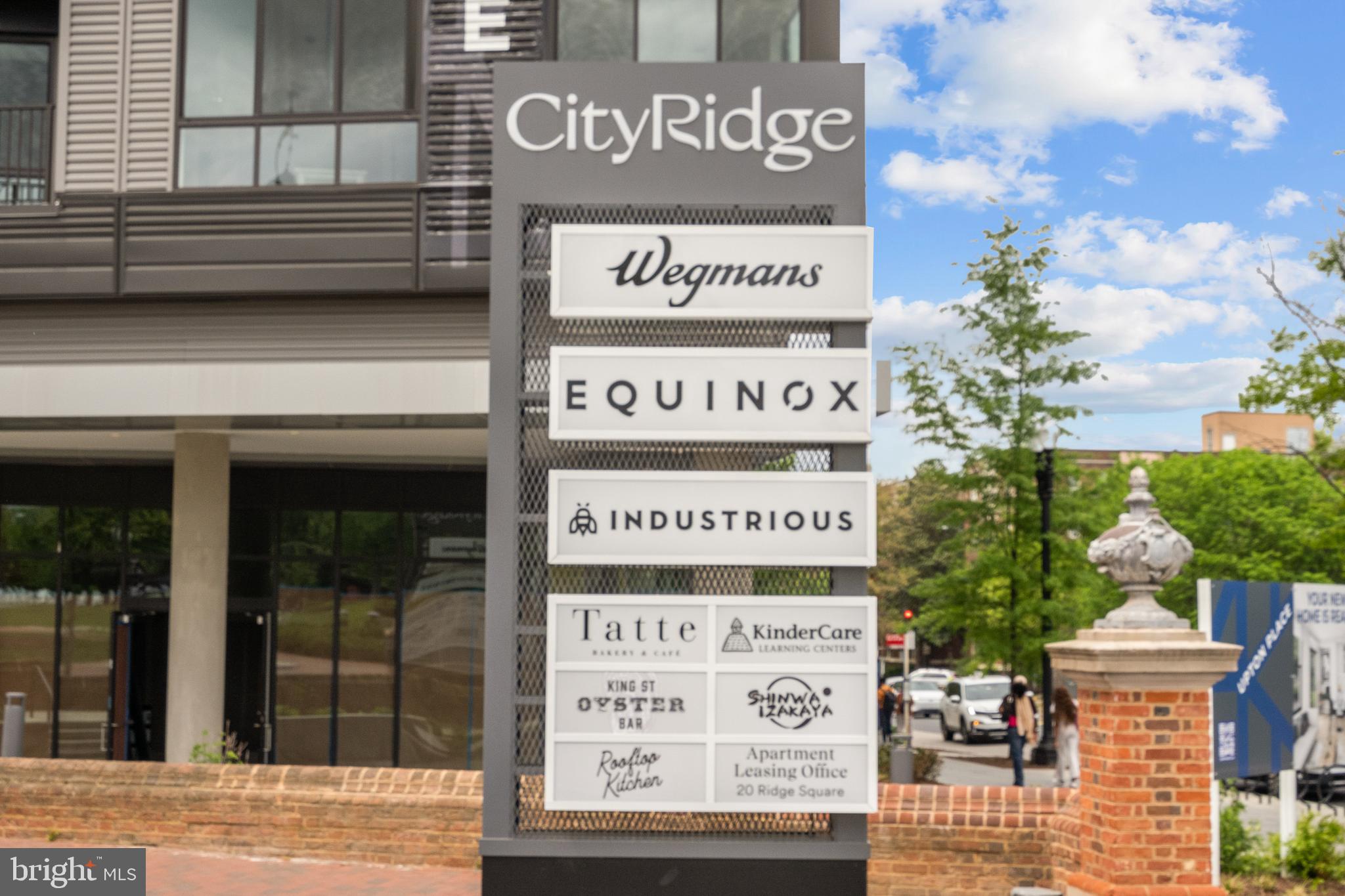 CLEVELAND PARK - Residential