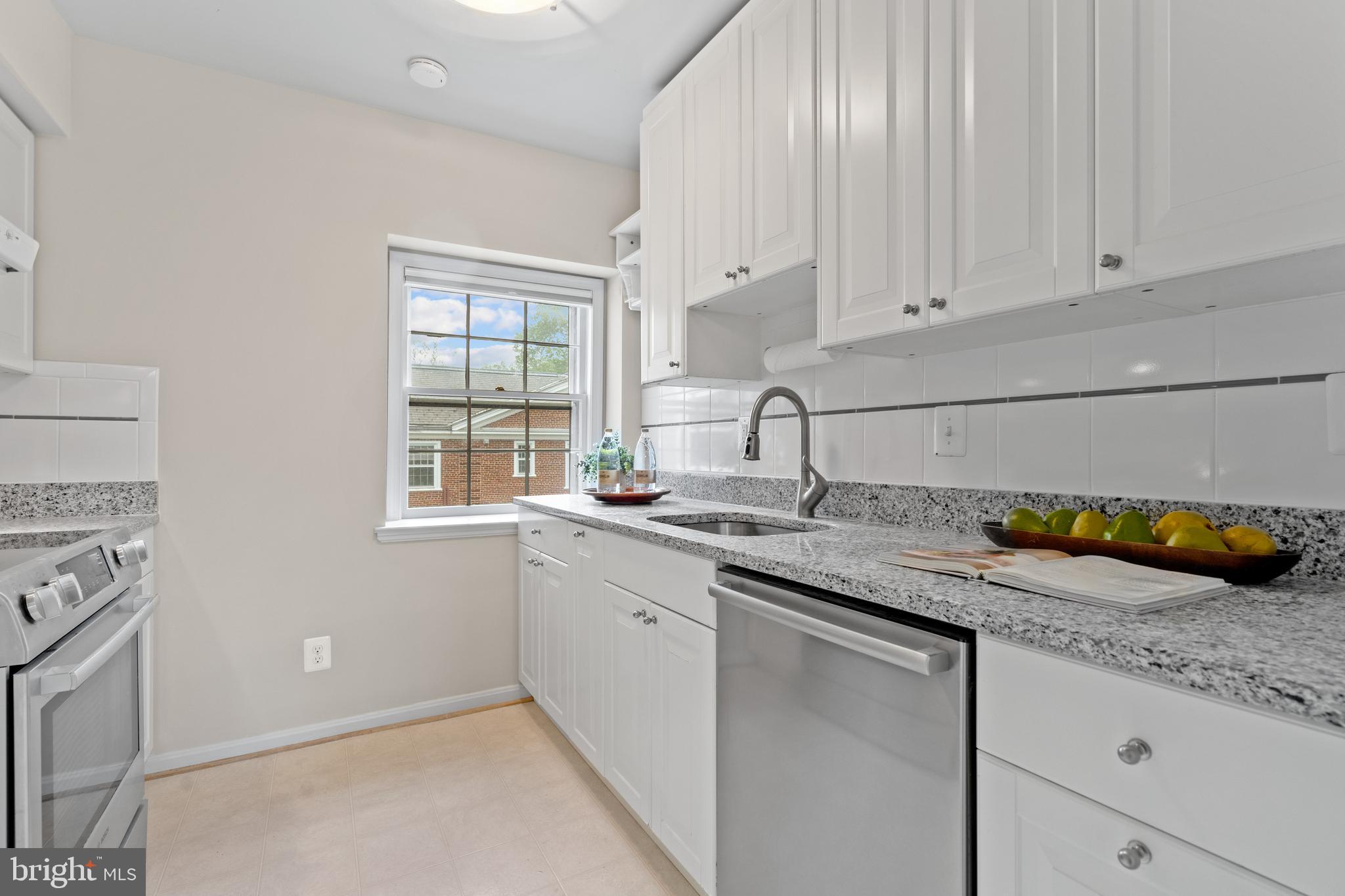 CLEVELAND PARK - Residential