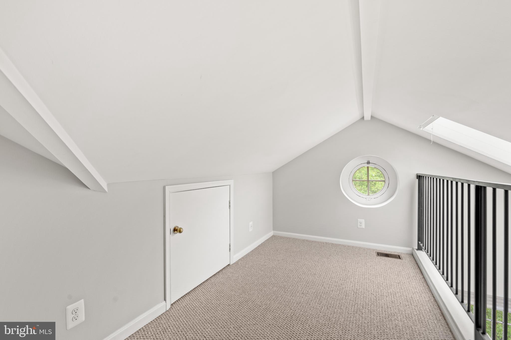 CLEVELAND PARK - Residential