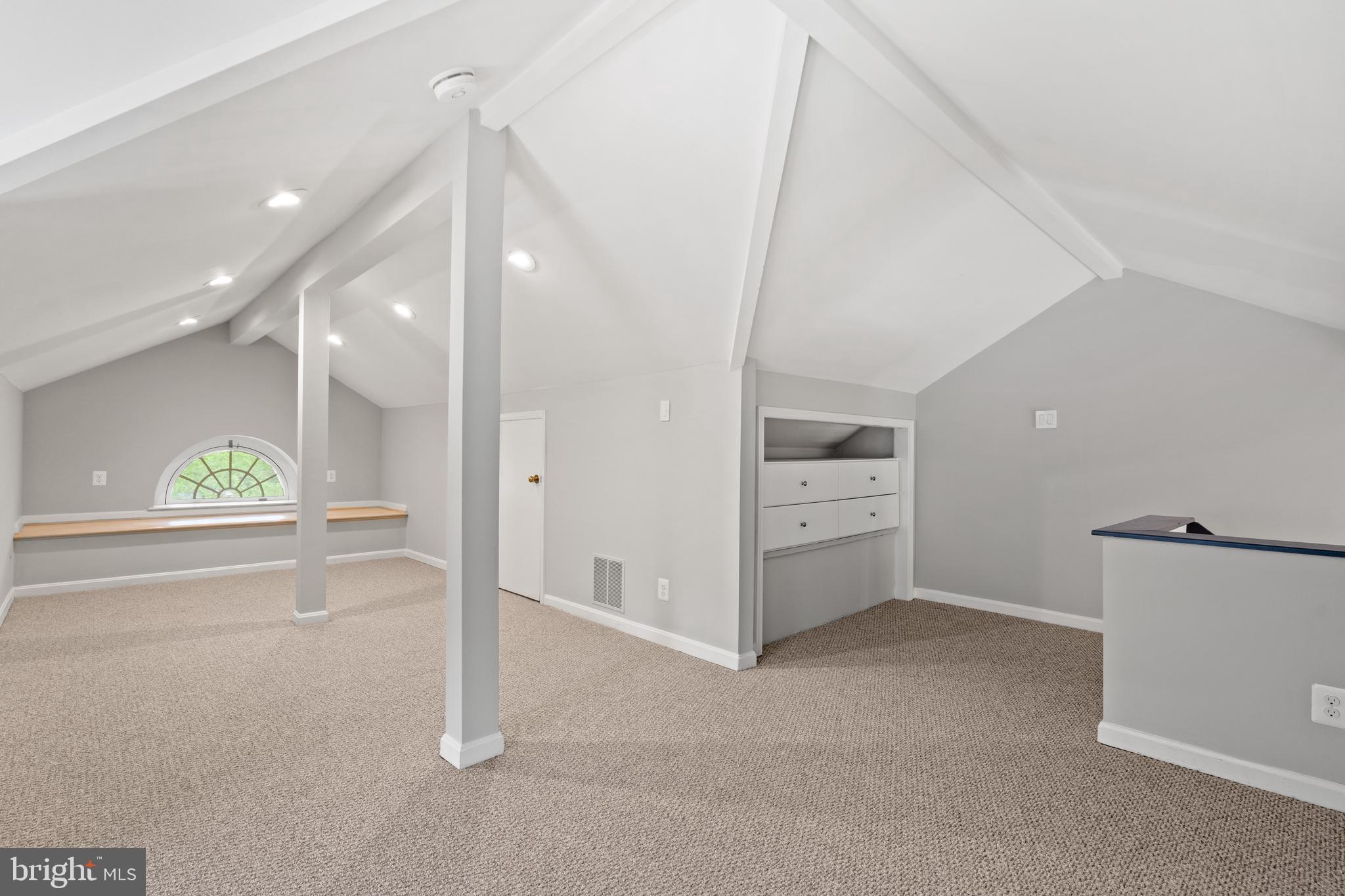 CLEVELAND PARK - Residential